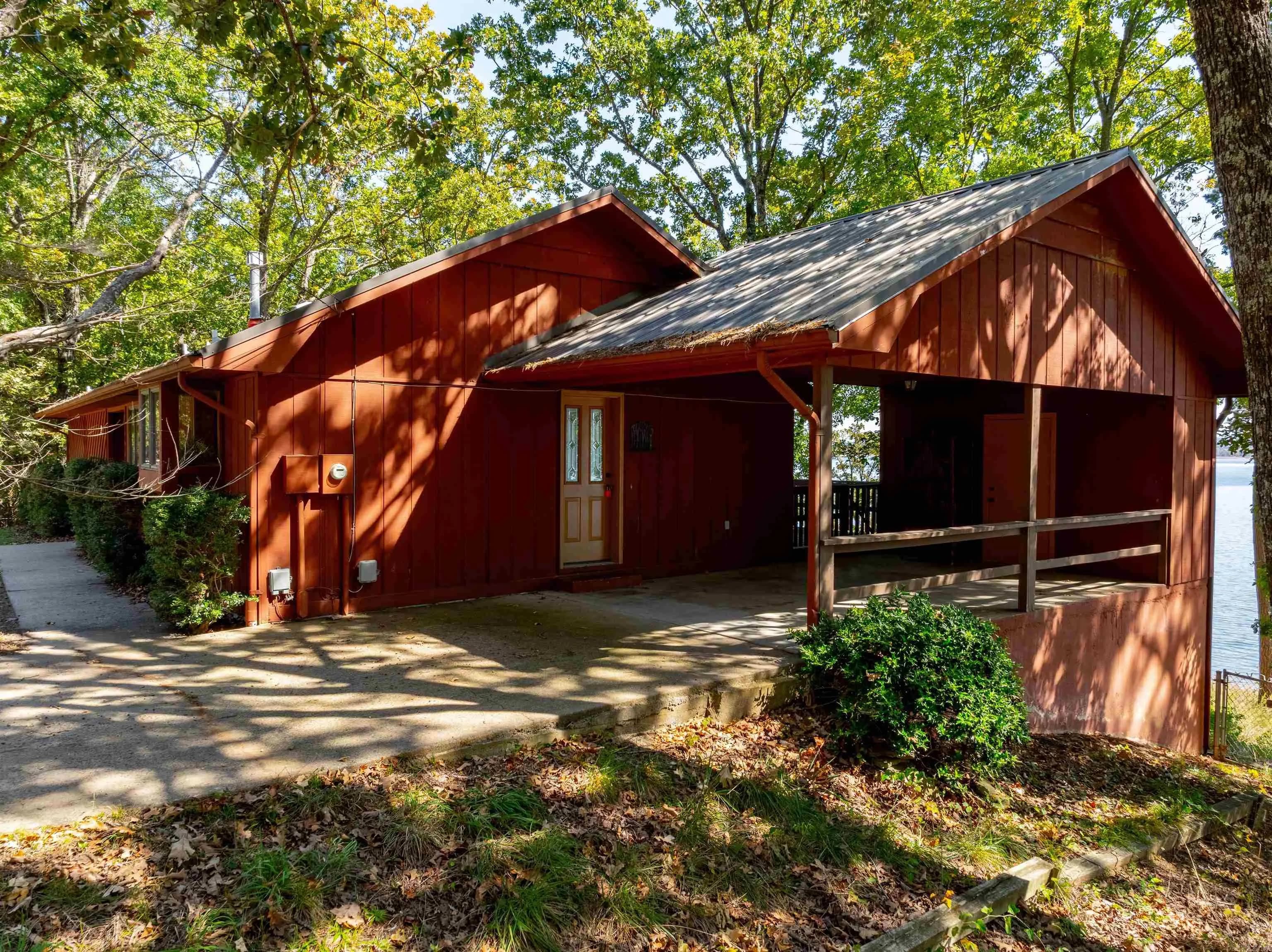 Property at 1213  Dave creek - Image 7