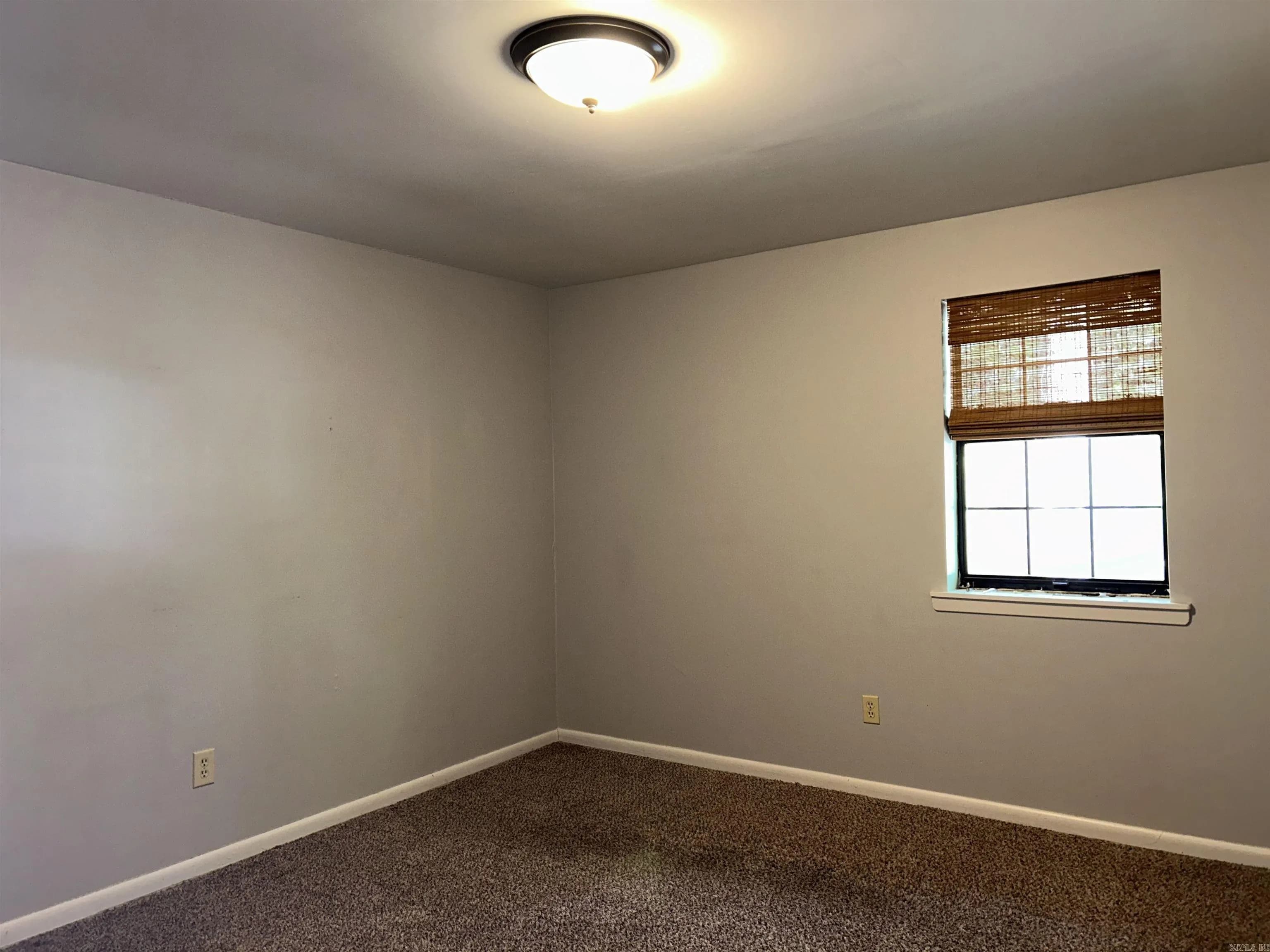 Property at 1503  Harlan - Image 11