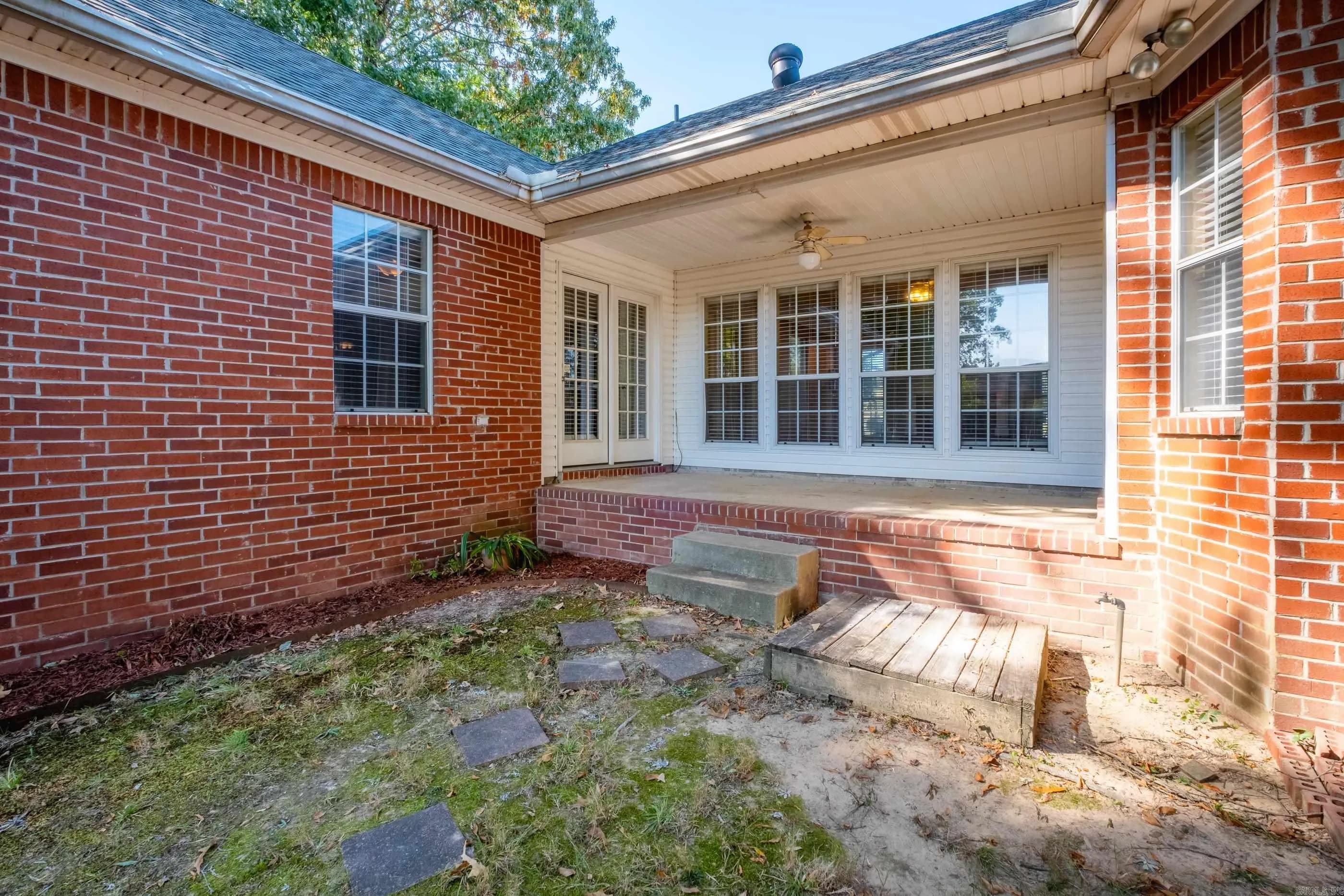 Property at 133  Deauville drive - Image 37