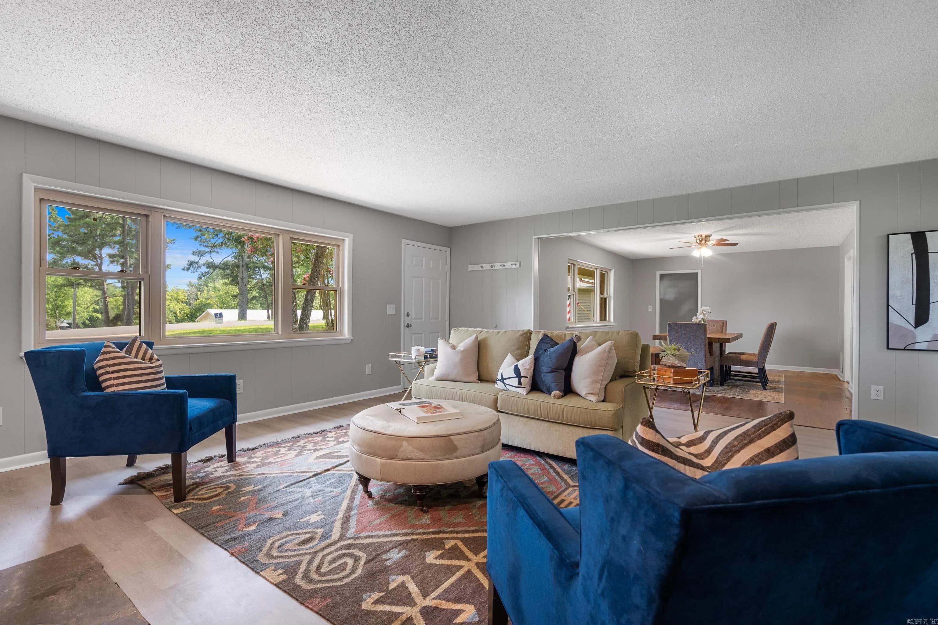 Property at 235  Echo point - Image 6