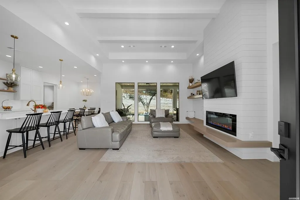 Property at 171  Copper mountain - Image 5