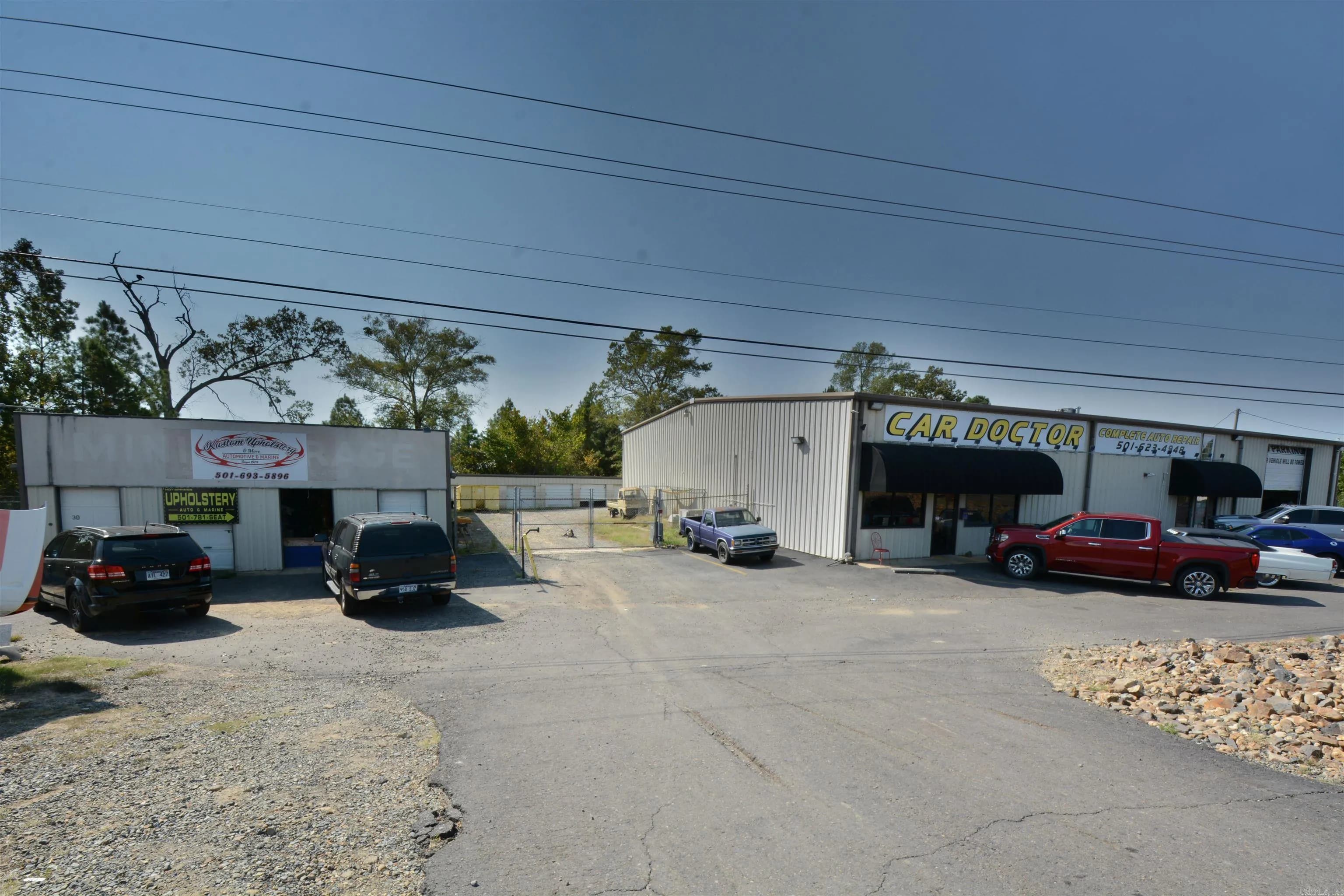 Property at 525  Section line - Image 3