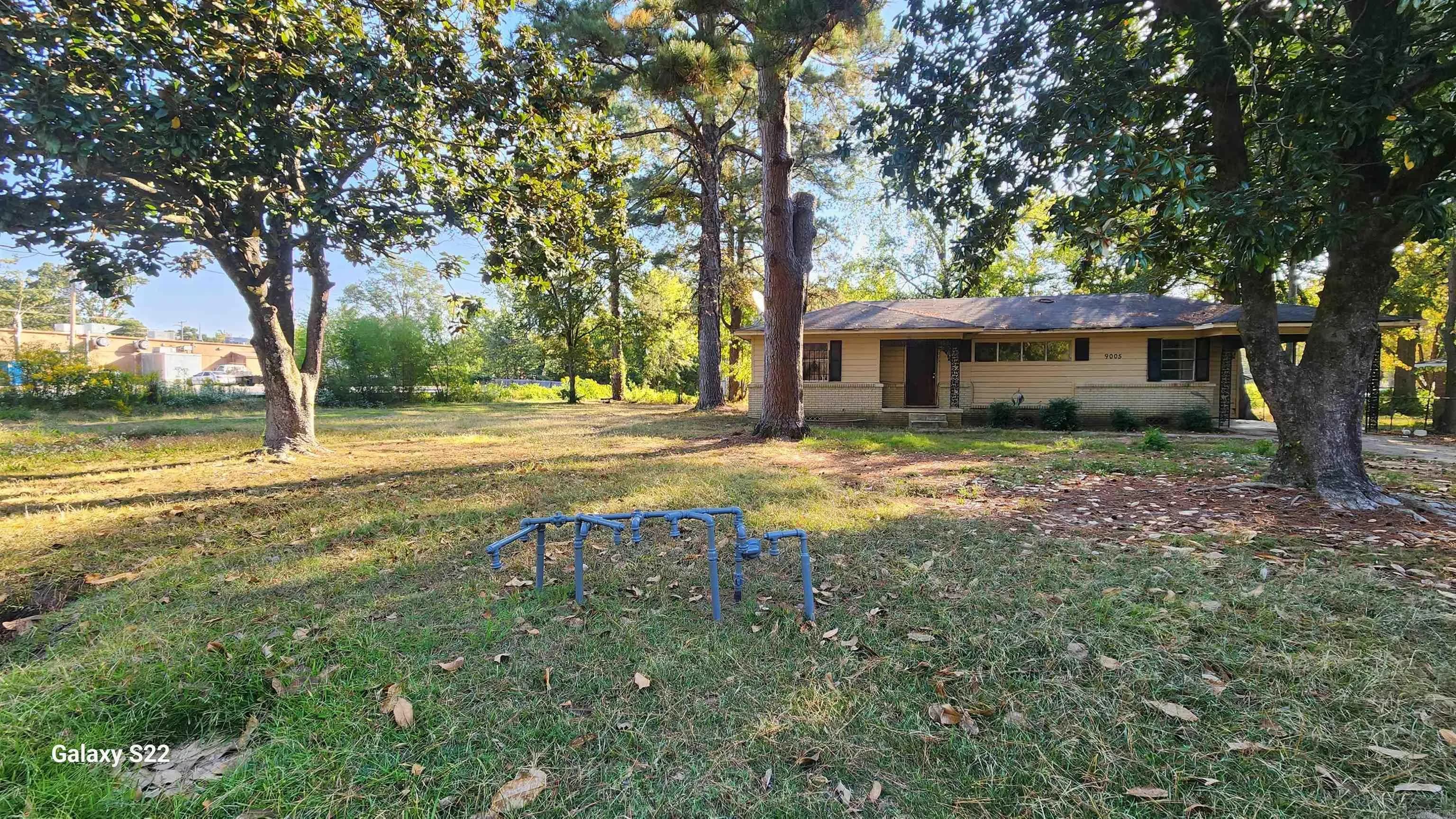 Property at 9005 S Heights - Image 1
