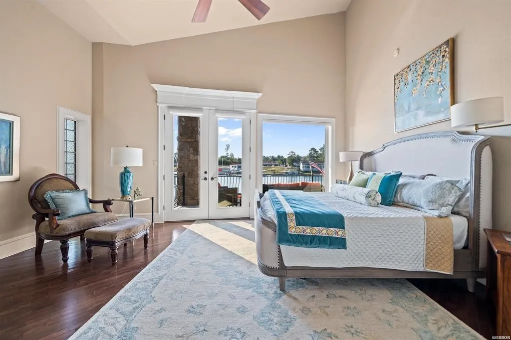 Property at 351  Paradise - Image 20