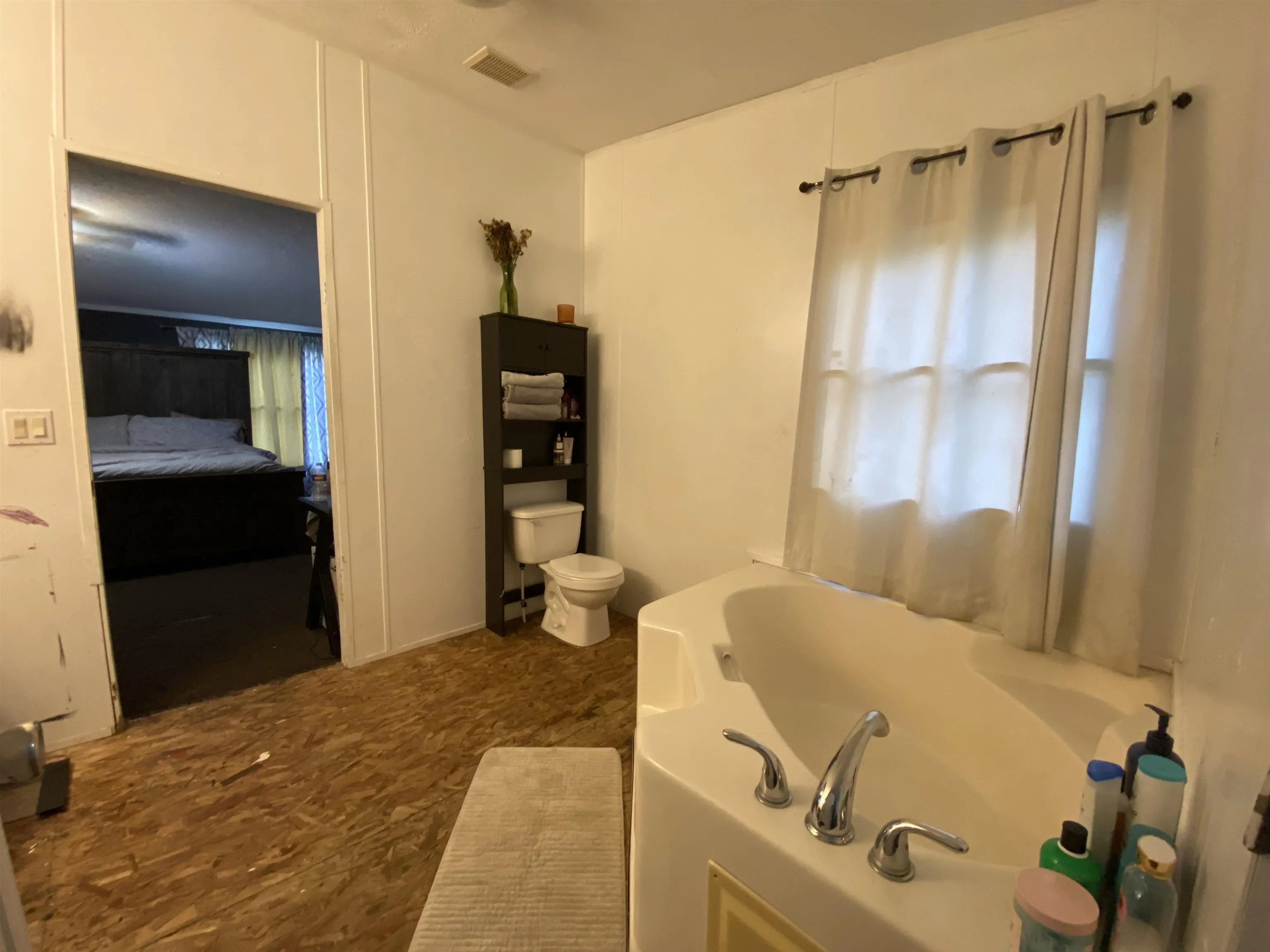 Property at 351  Binns loop - Image 16