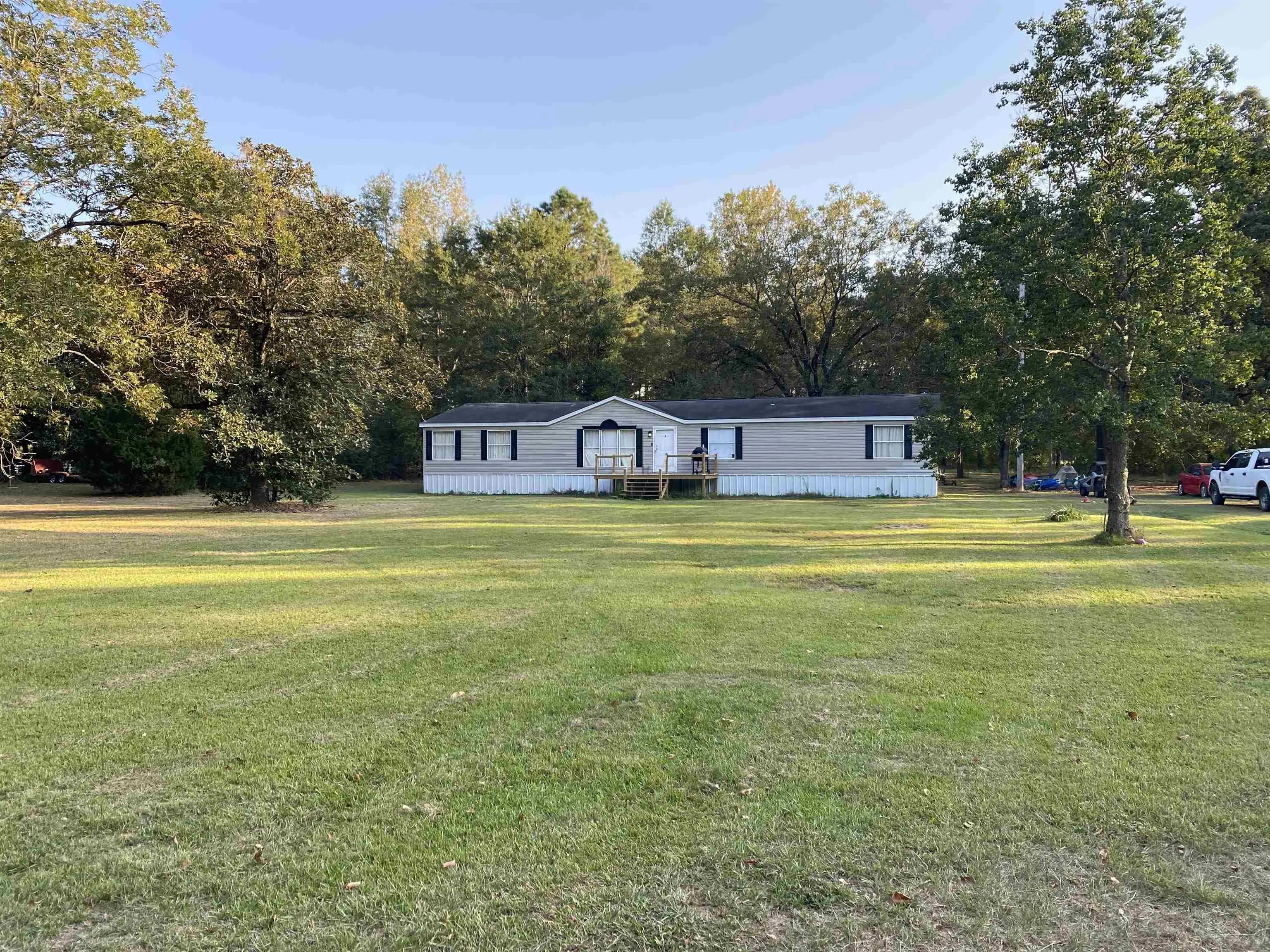 Property at 351  Binns loop - Image 1