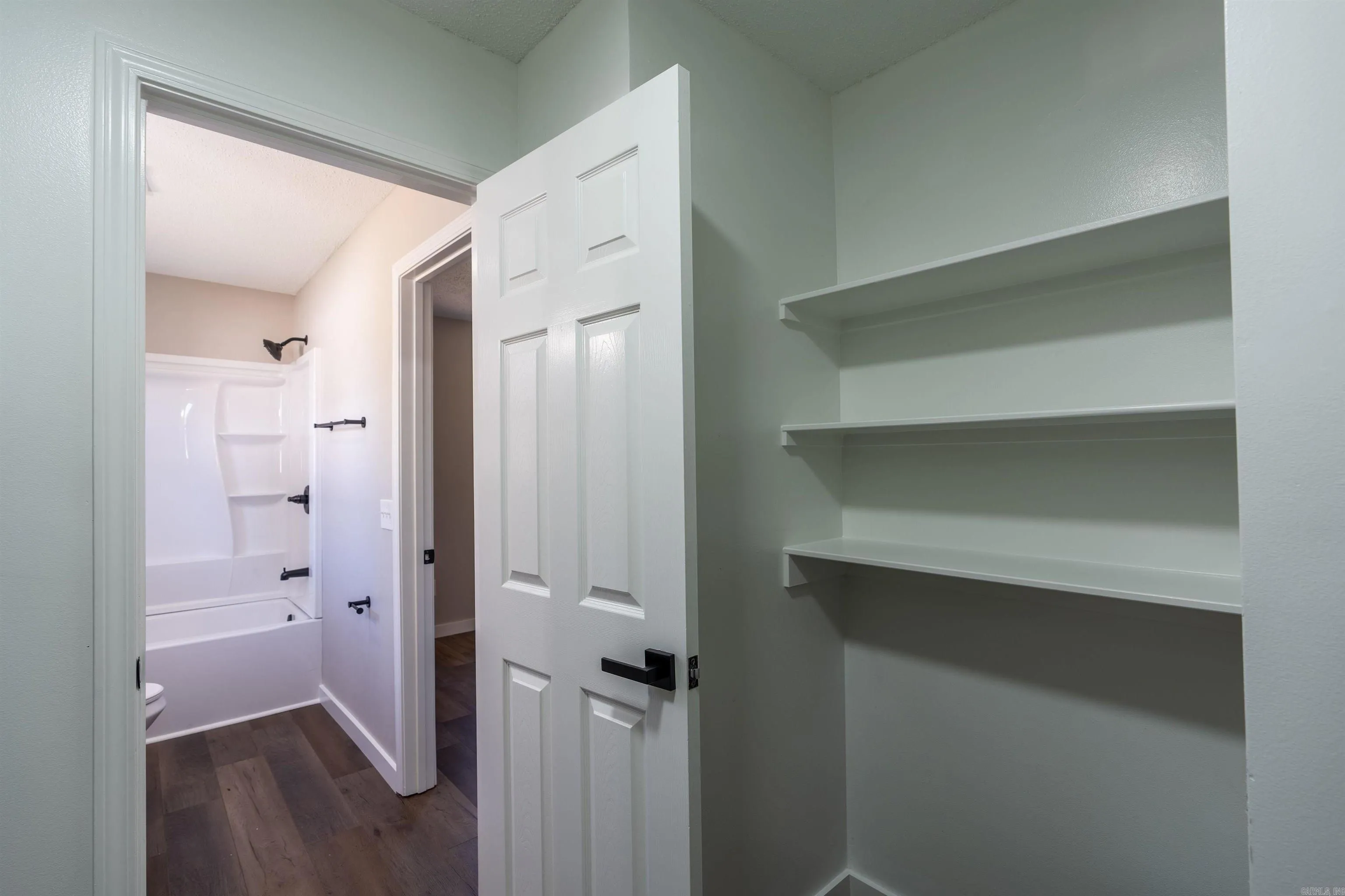 Property at 409  Atoka - Image 26