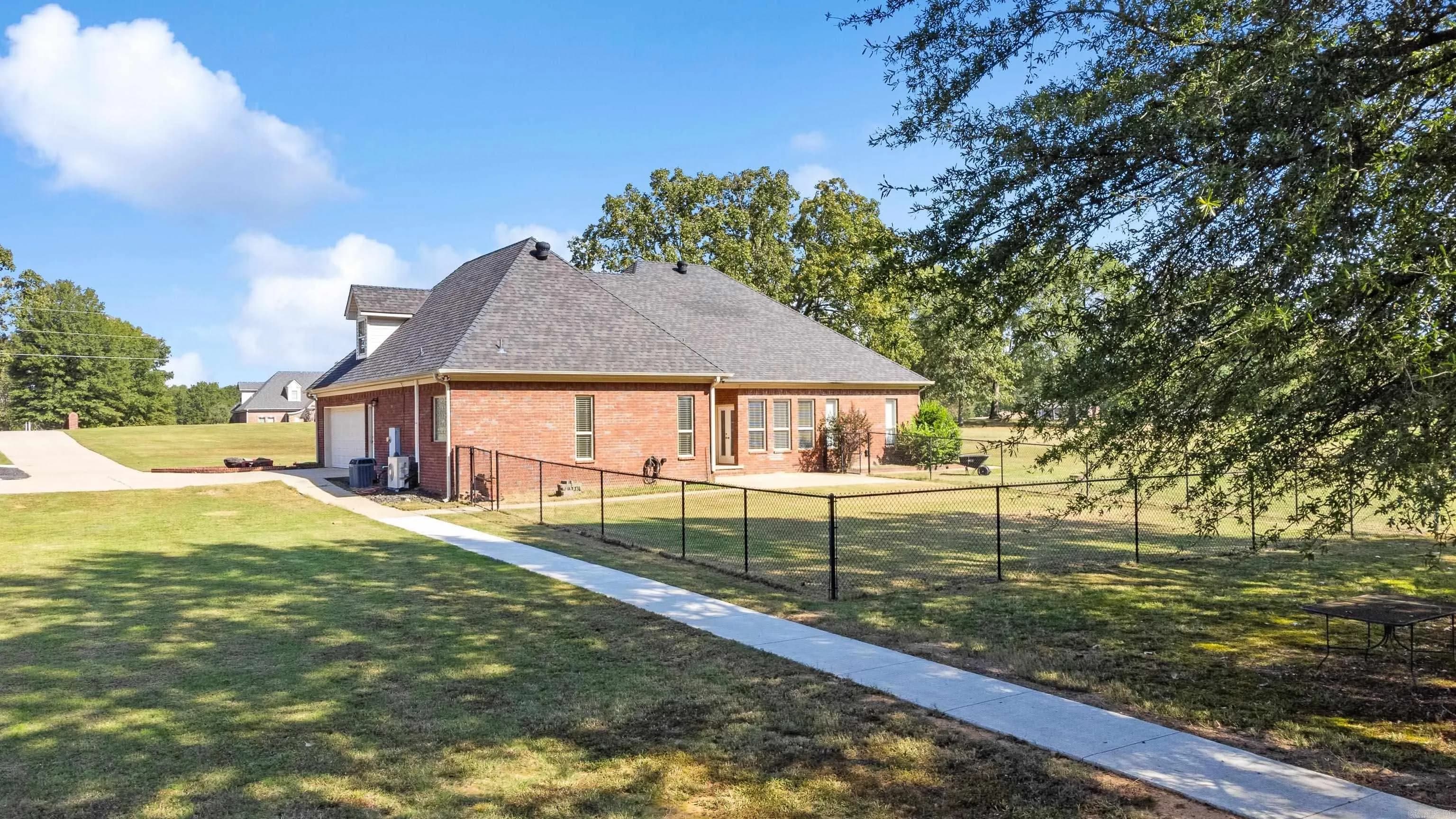 Property at 475  Stoneridge - Image 44