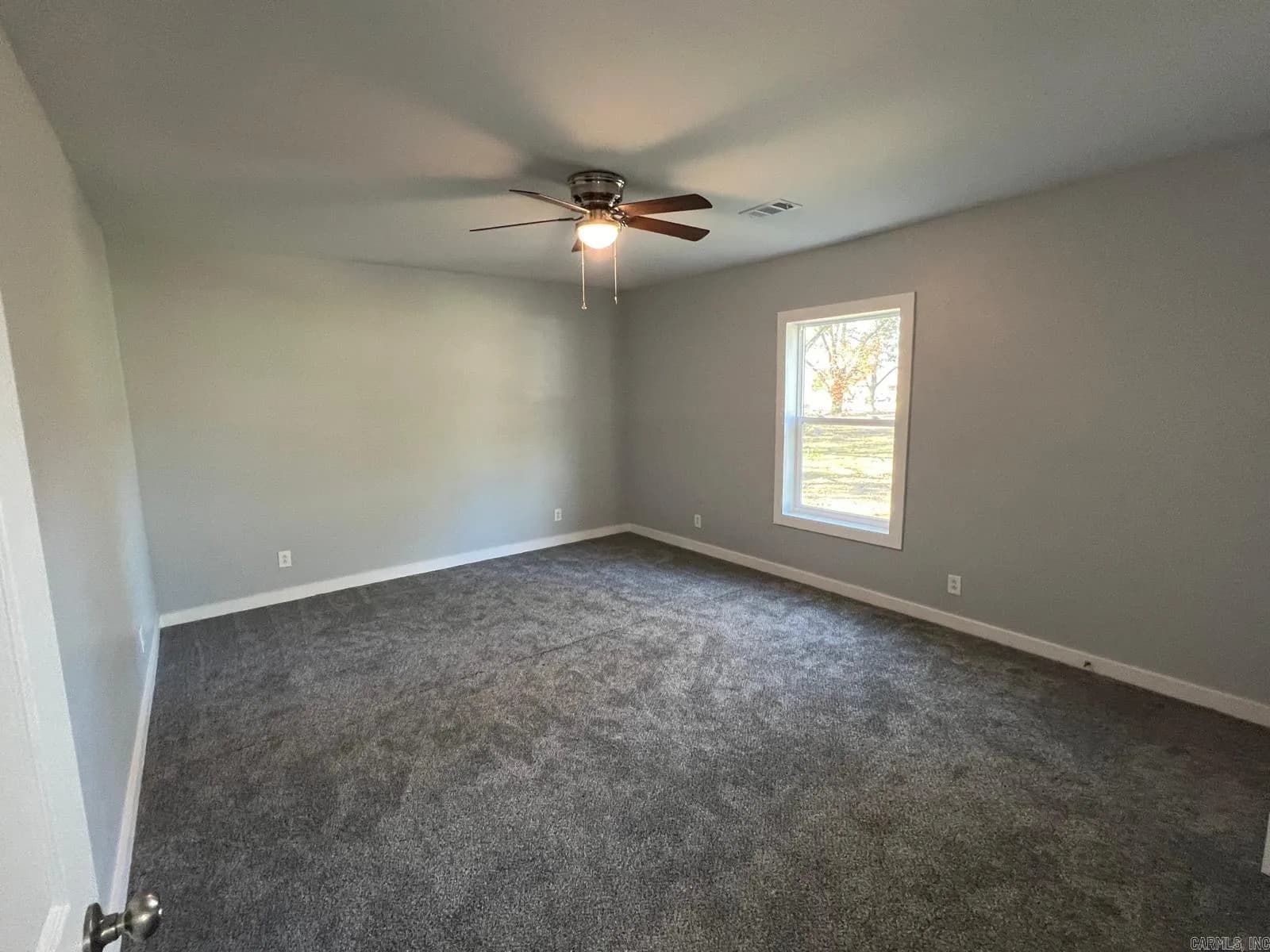 Property at 918  England - Image 15