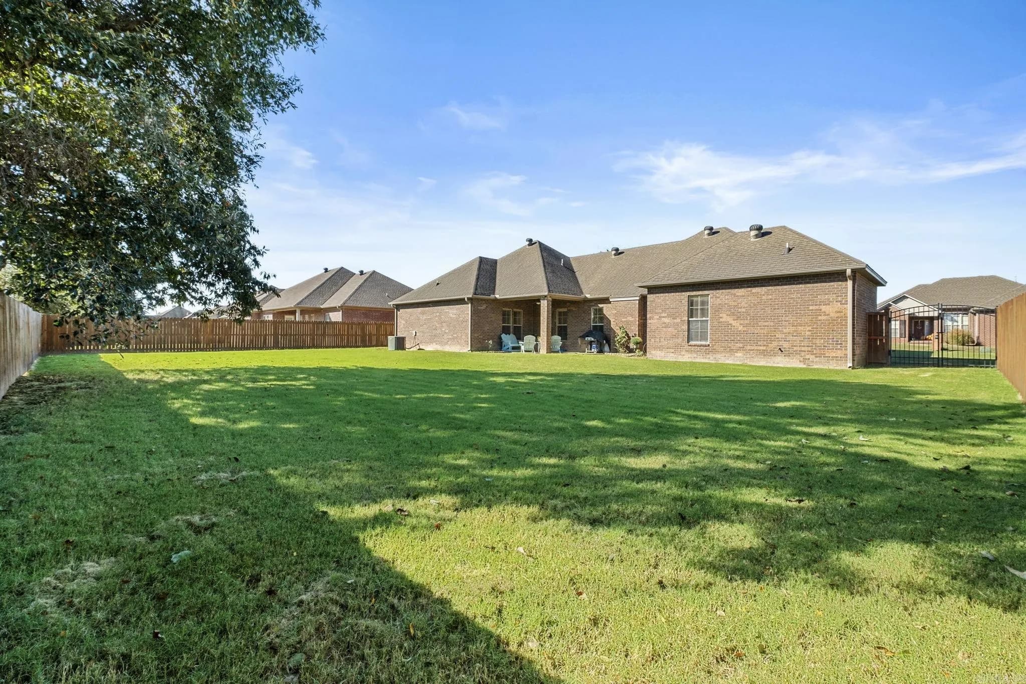 Property at 432  Jennifer - Image 34