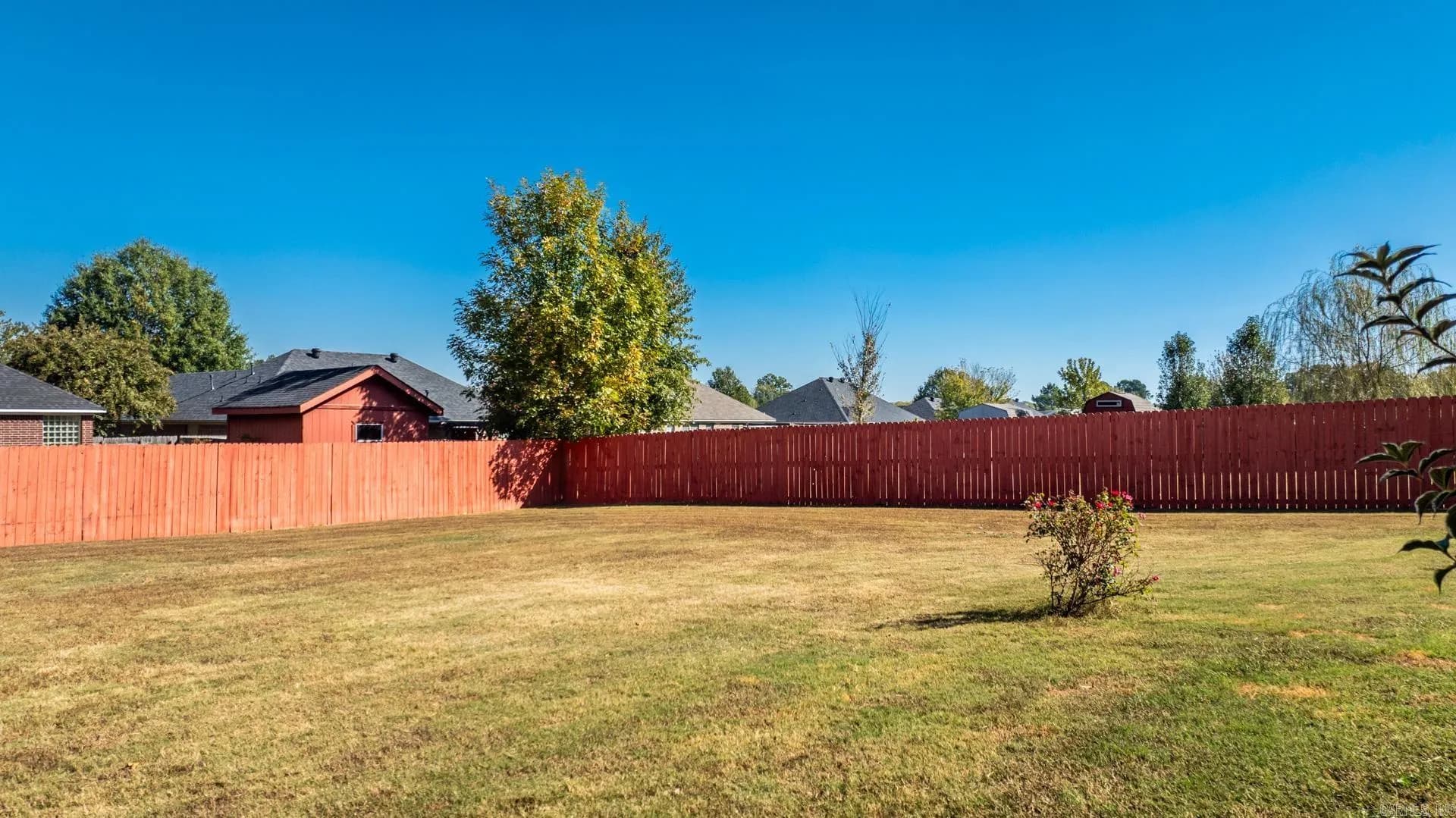 Property at 21  Mitchell - Image 30