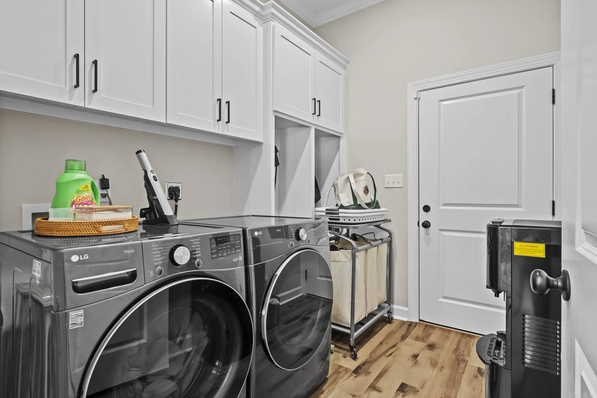 Property at 852  Oak forest - Image 16