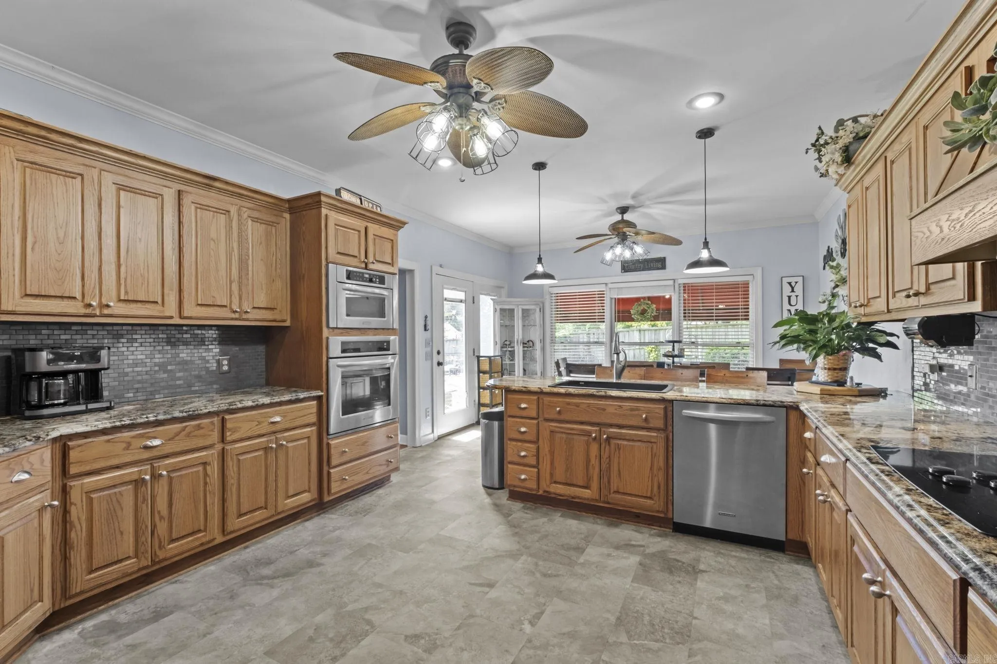 Property at 106  Claire - Image 10
