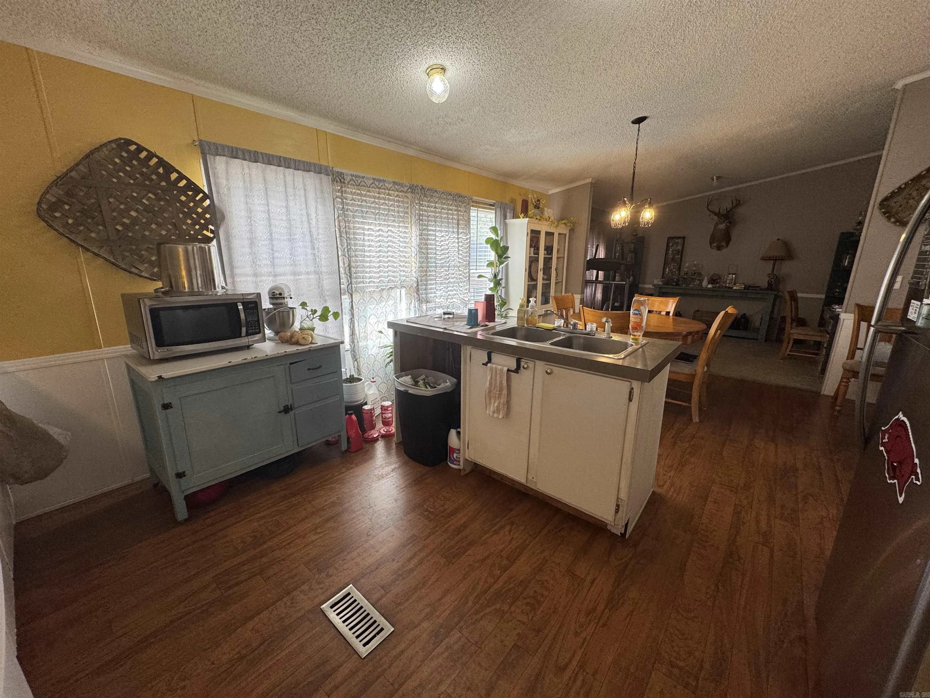 Property at 411  Dixonville - Image 5