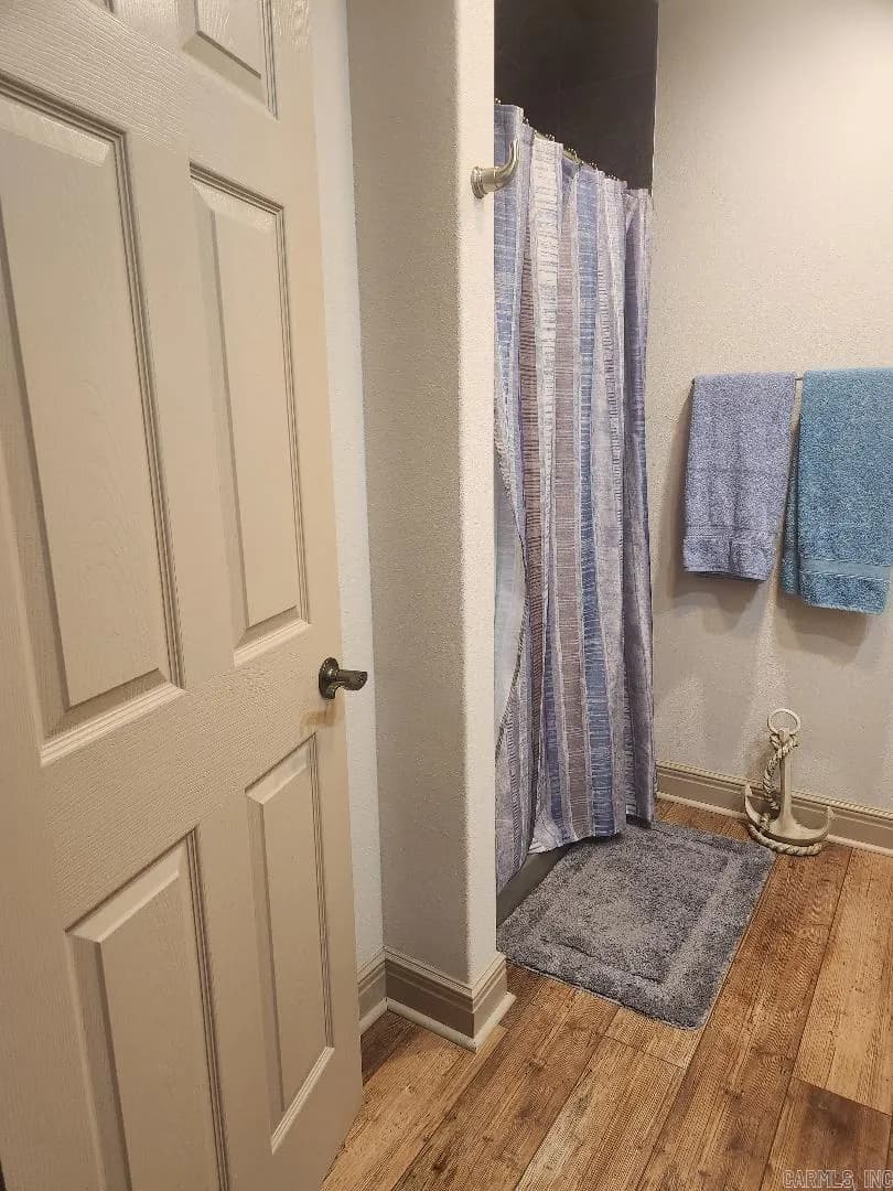 Property at 256  Mapleleaf - Image 40