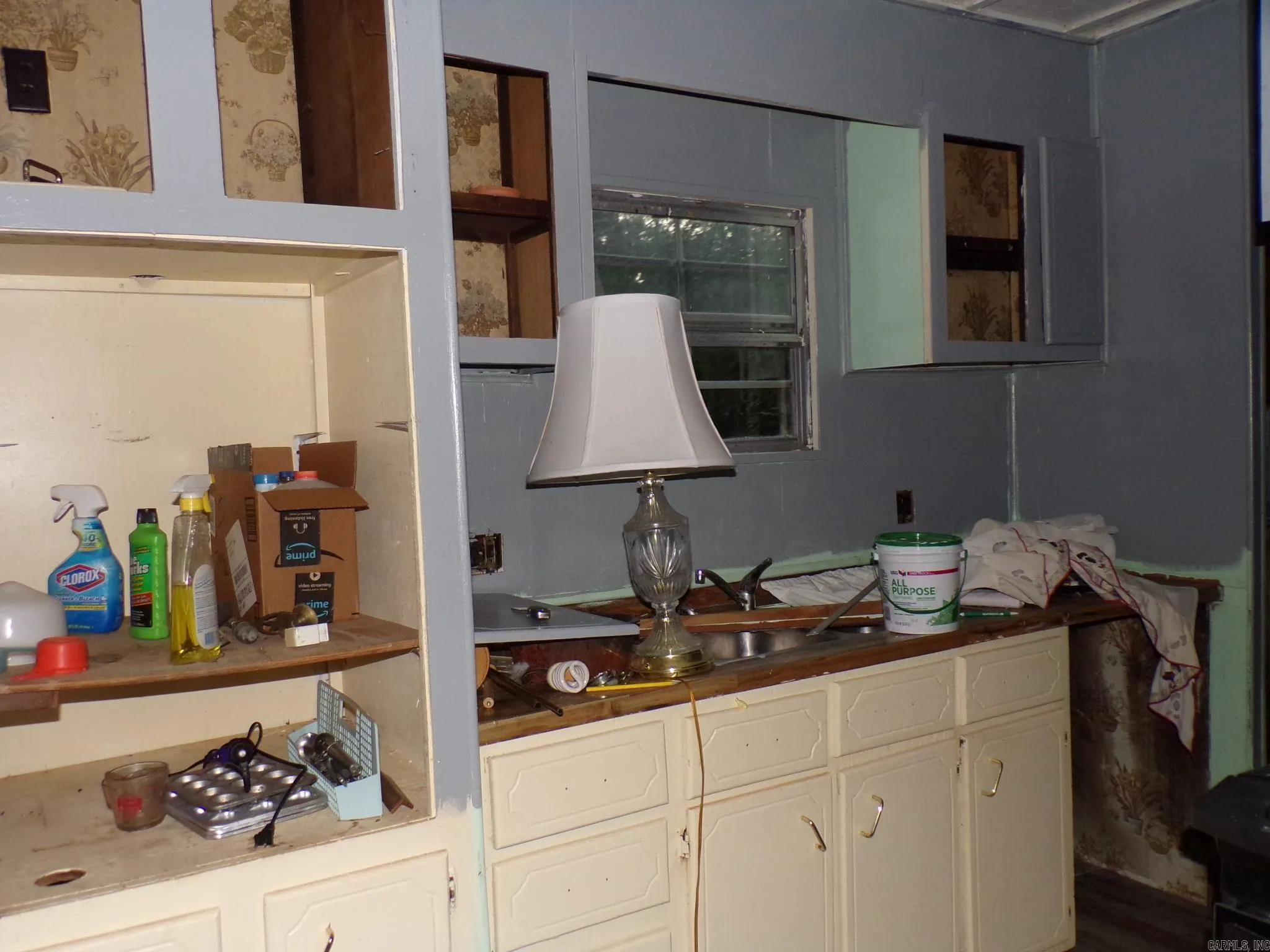 Property at 606  Alamo - Image 8