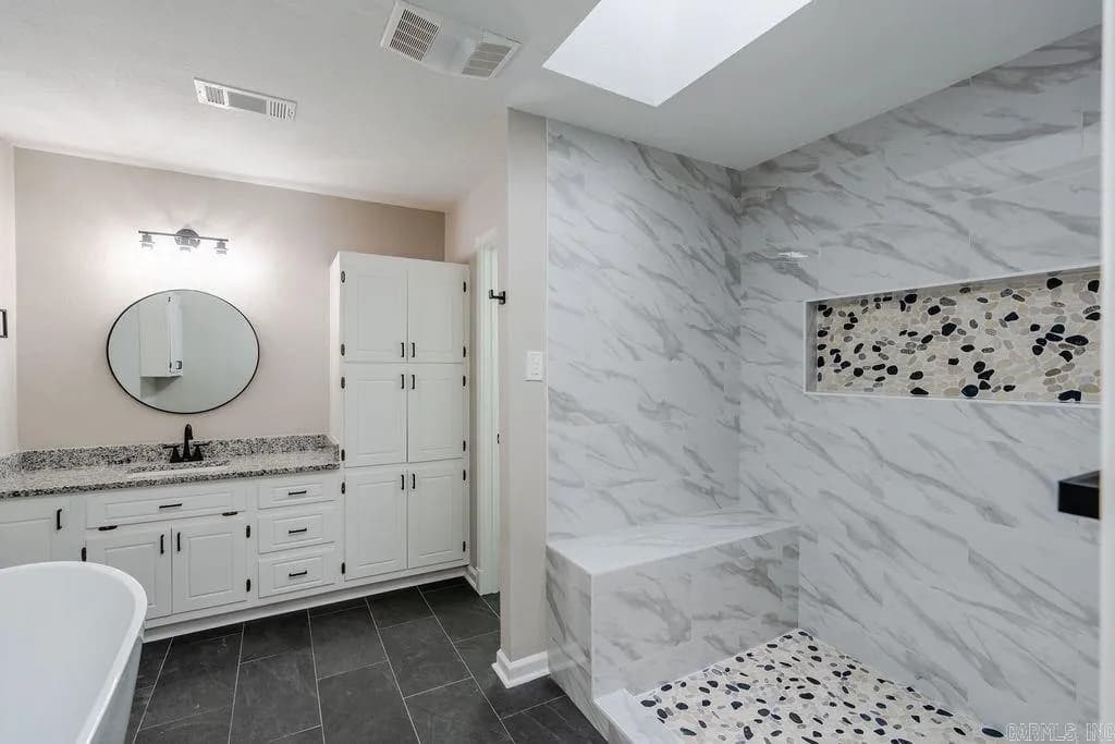 Property at 616  Live oak - Image 24