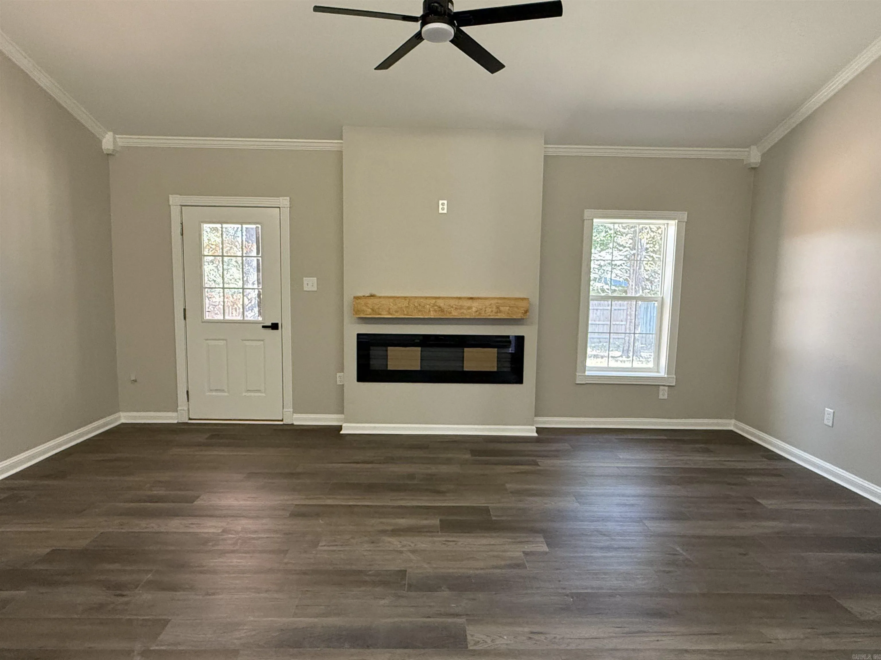 Property at 616  Live oak - Image 31