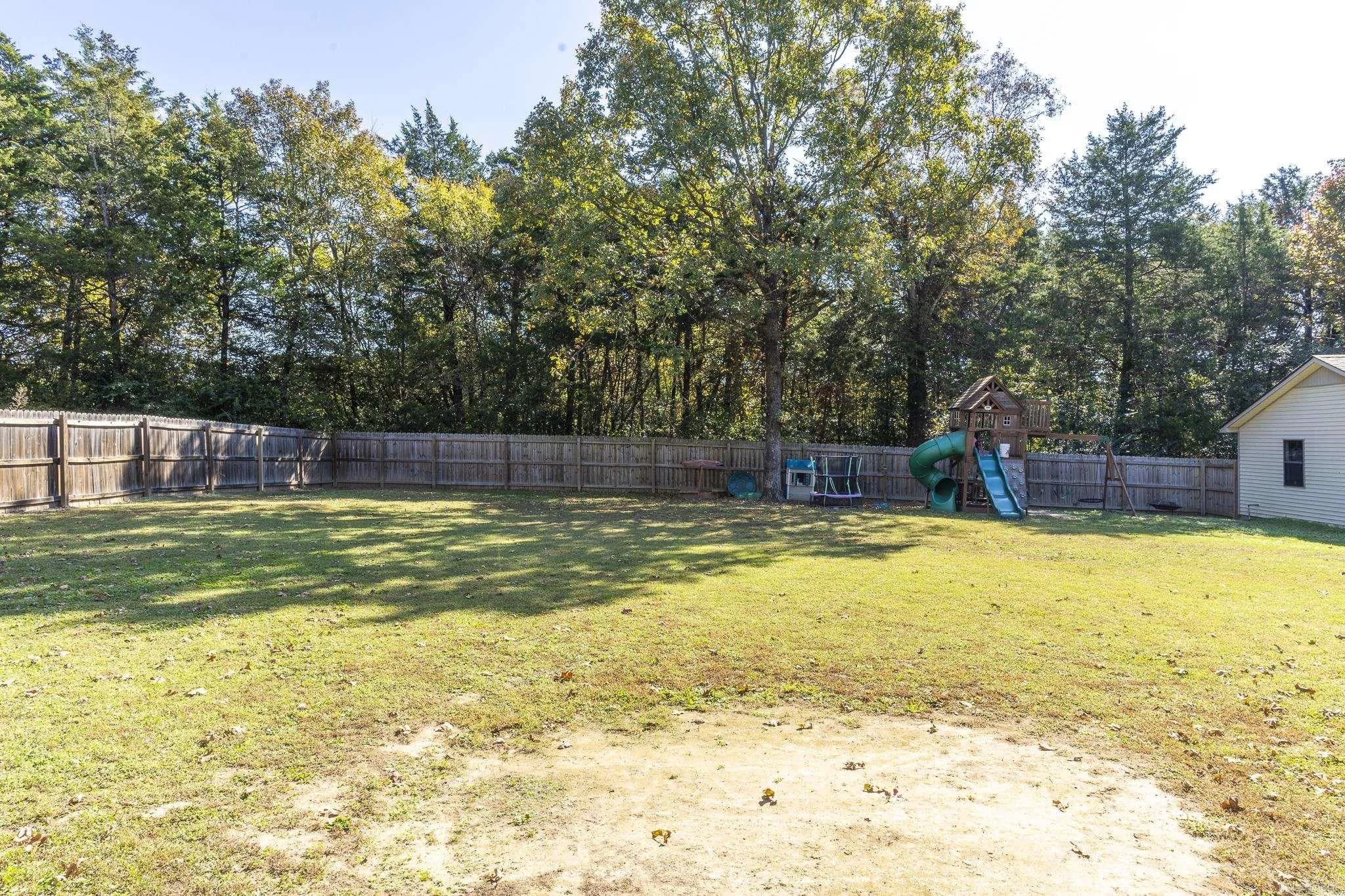 Property at 109  Kimberly - Image 38