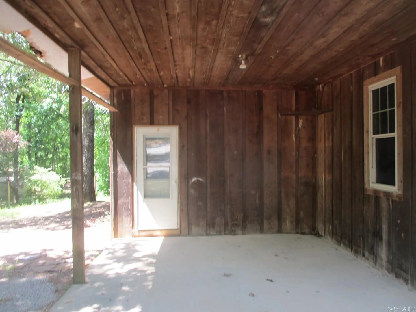 Property at 31  Red oak - Image 8