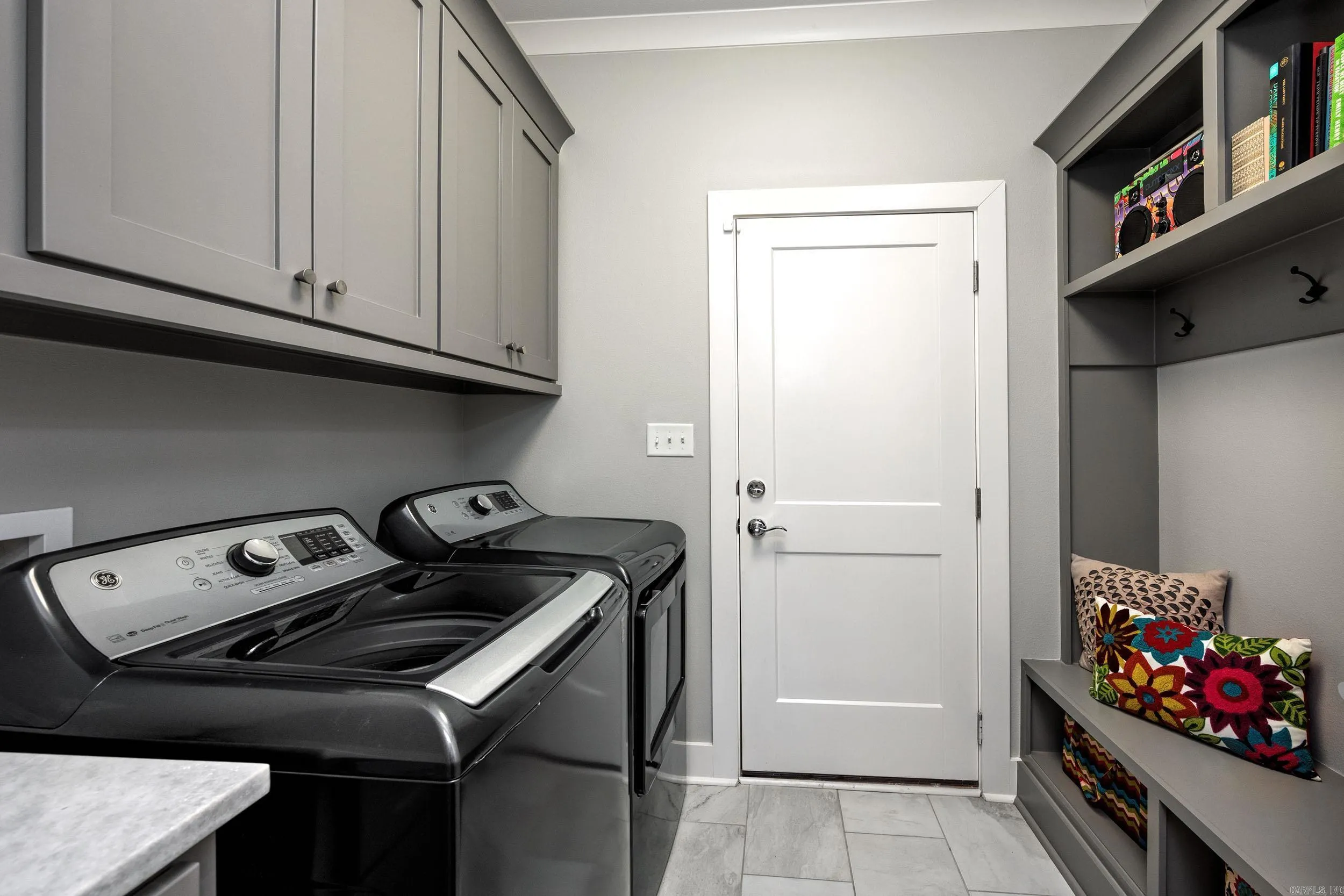 Property at 128  Nantucket - Image 16