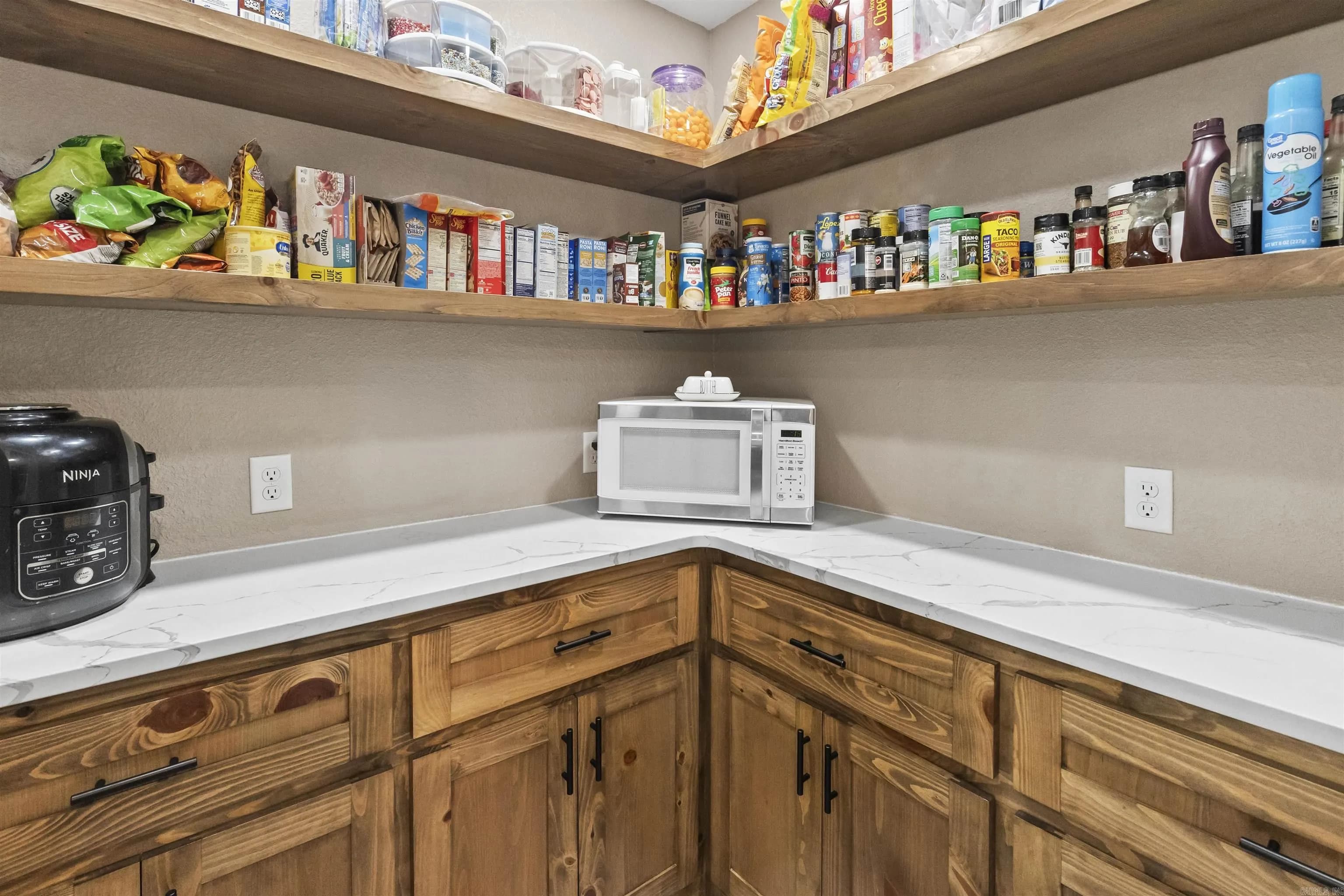 Property at 13136  Cedar grove - Image 10