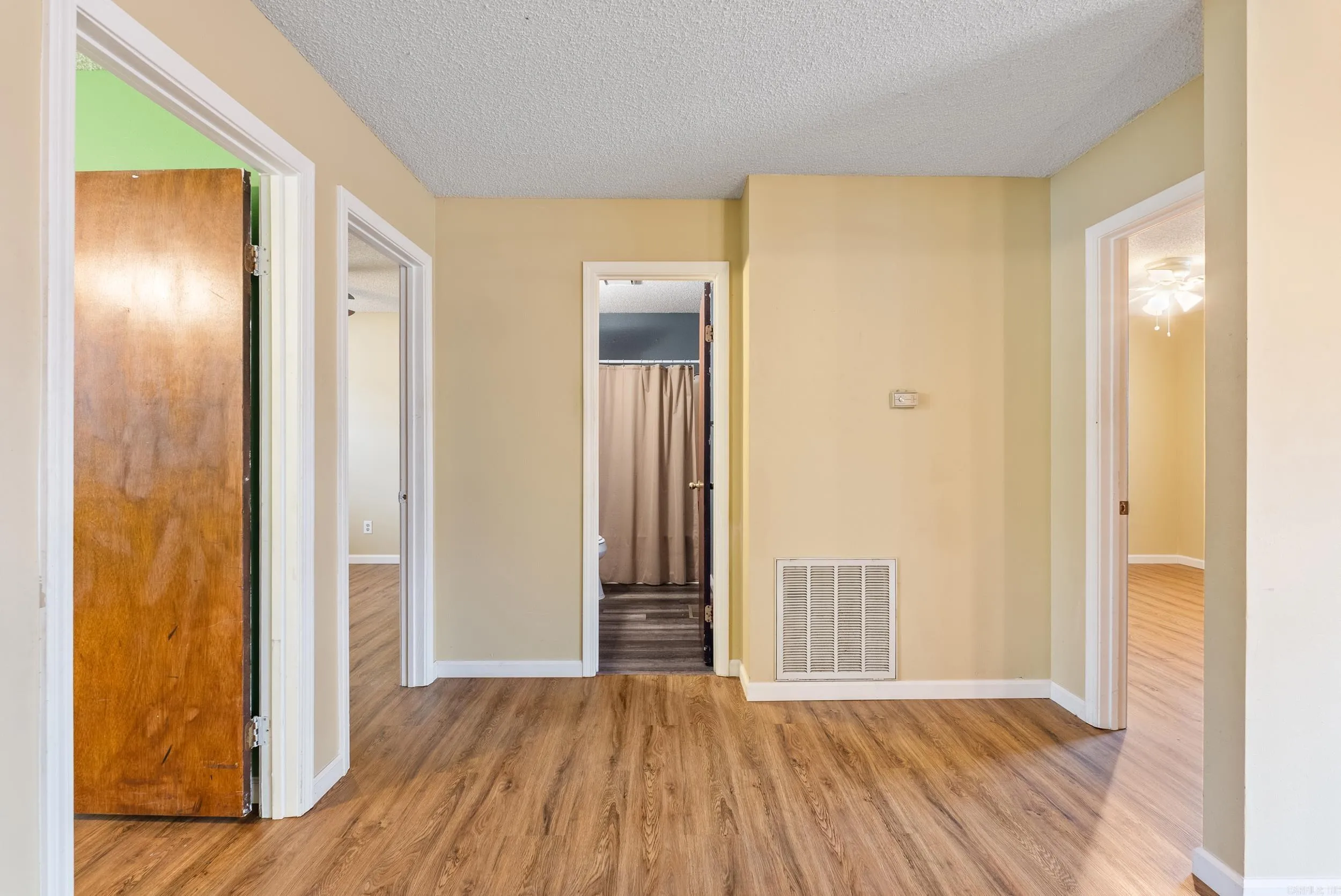 Property at 2905  Janet drive - Image 19