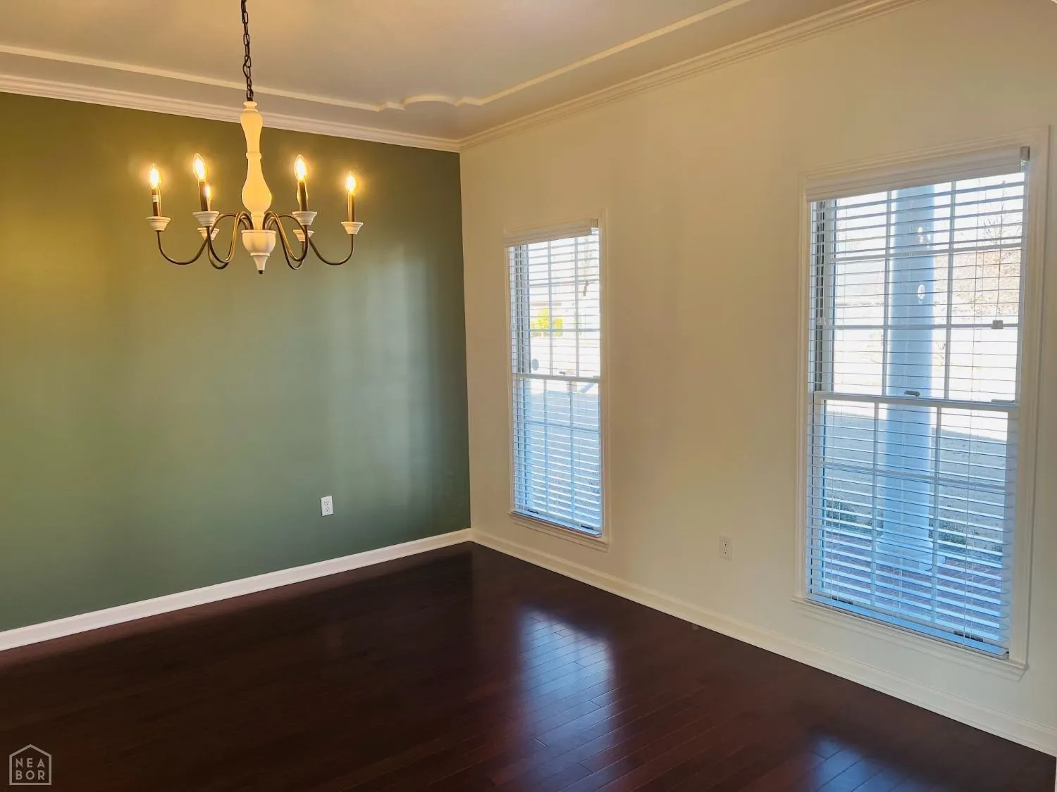Property at 604  Bellwood - Image 13