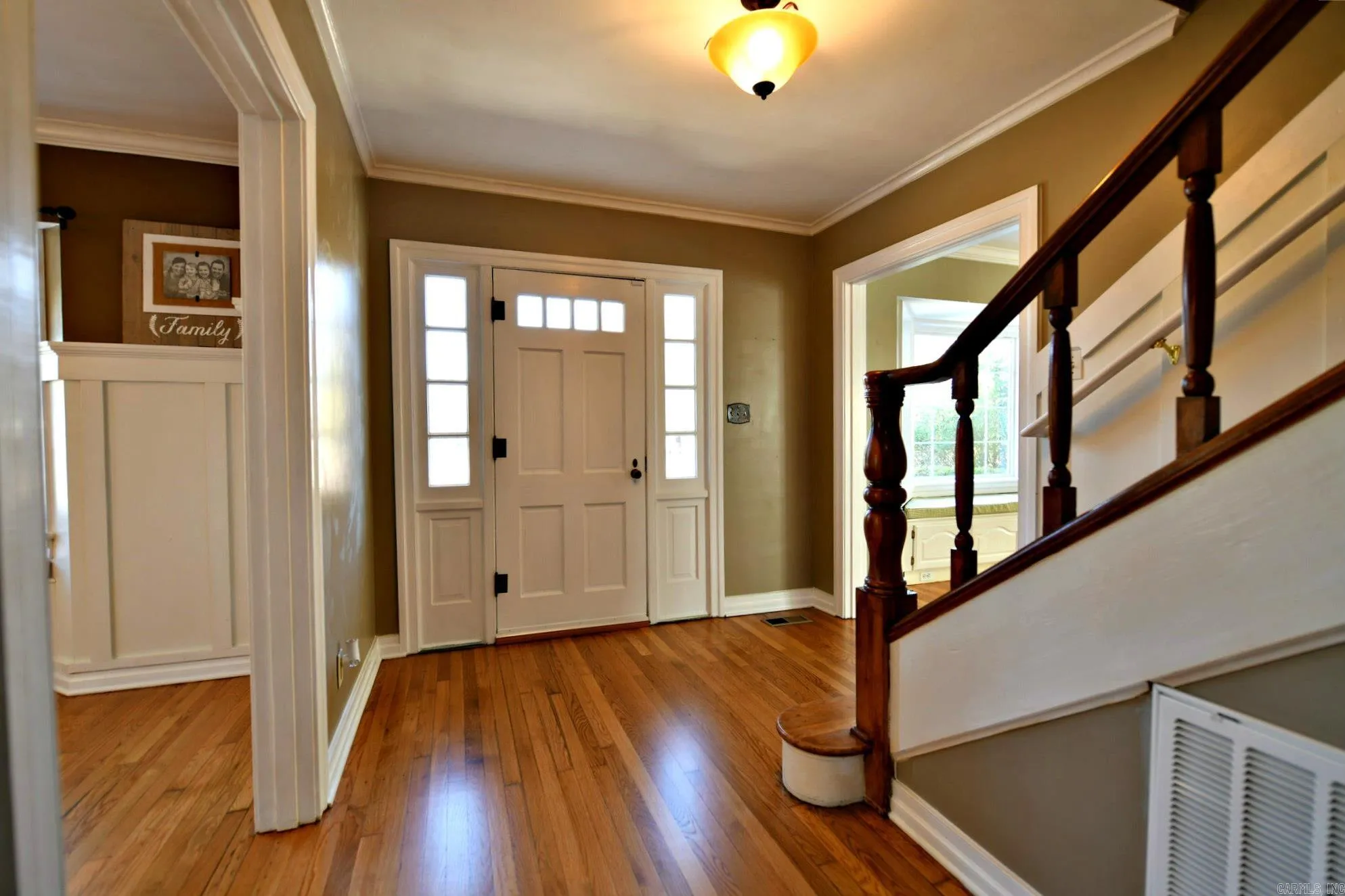 Property at 301  Reine st - Image 8