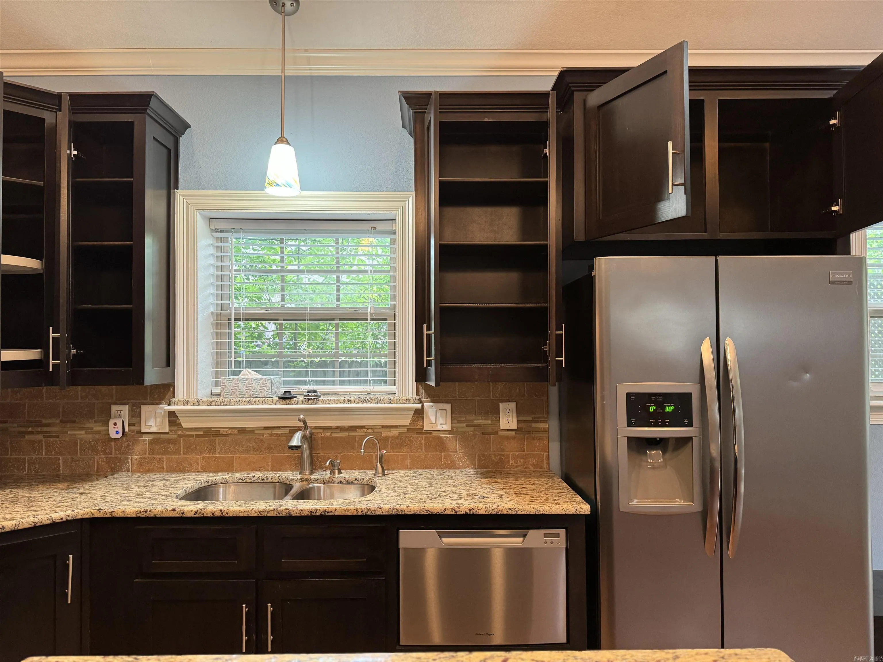 Property at 4322  Amy - Image 32