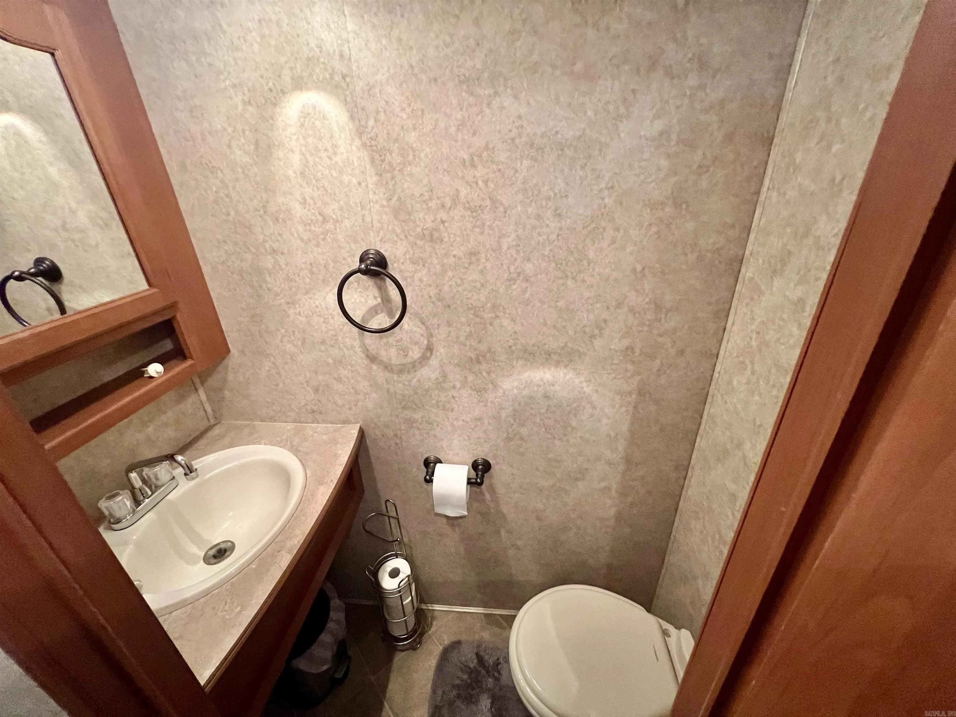 Property at 703  Mountain cove - Image 19