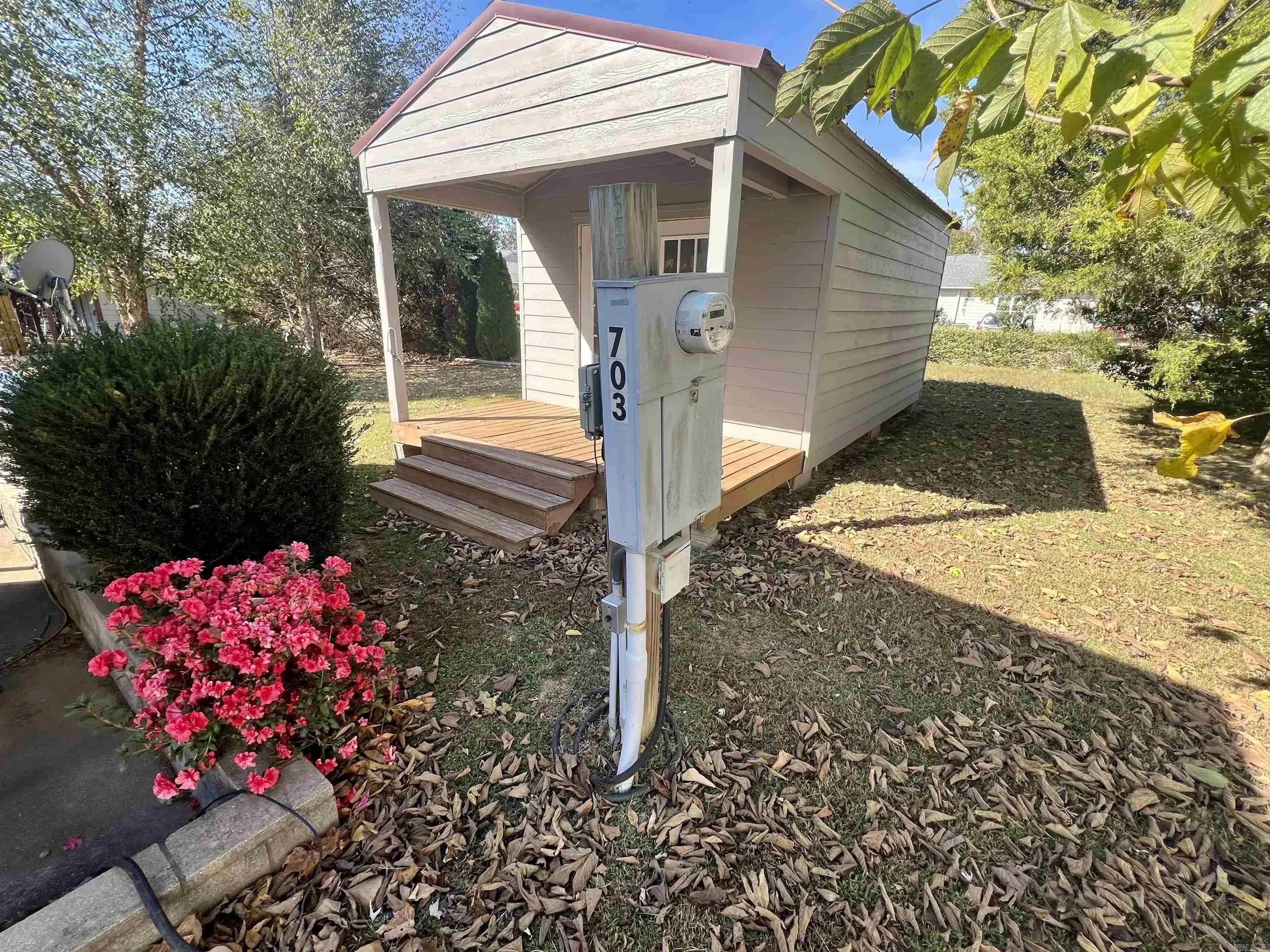 Property at 703  Mountain cove - Image 10