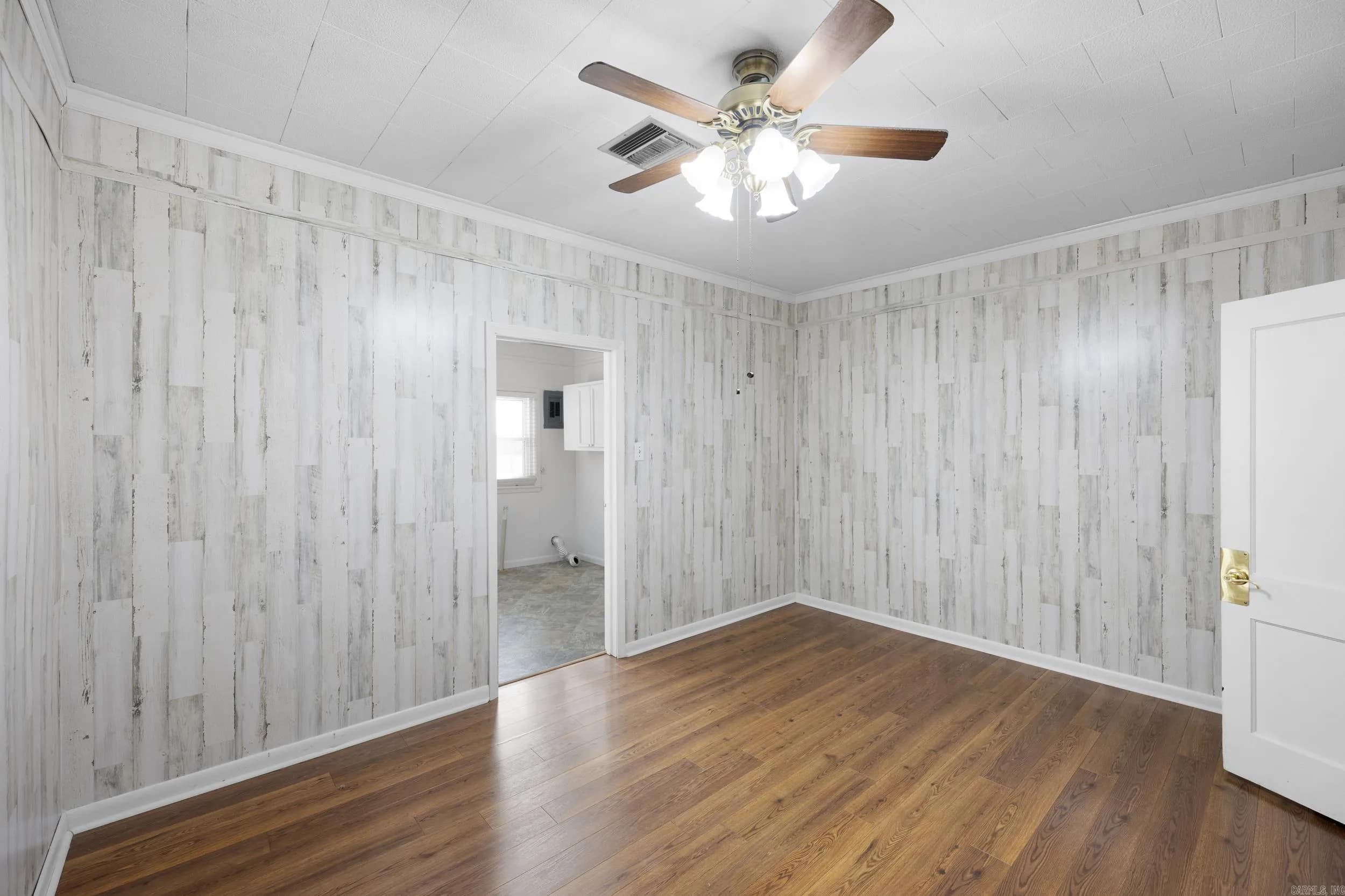 Property at 2083  64 - Image 28
