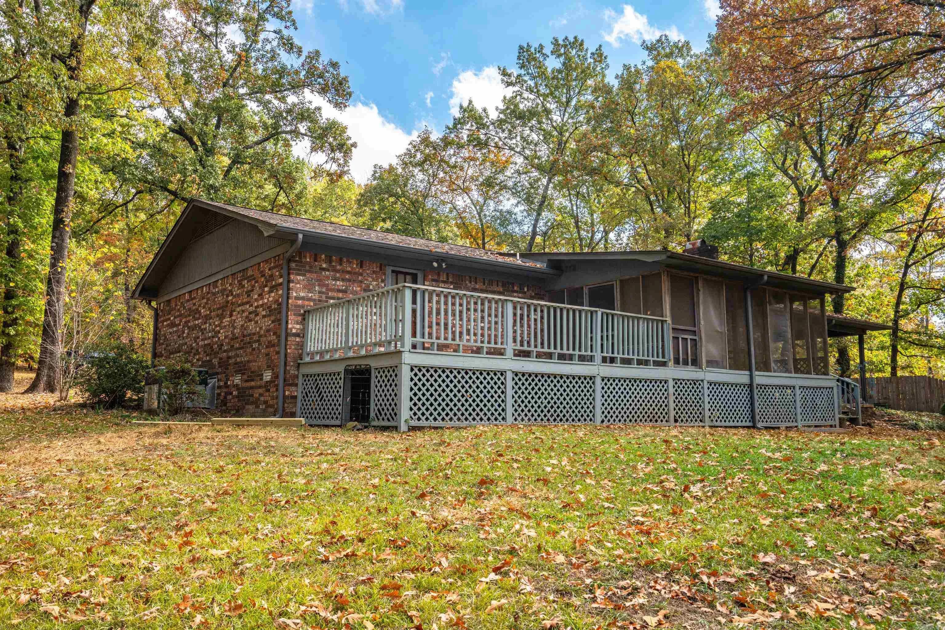 Property at 150  Leewood - Image 8