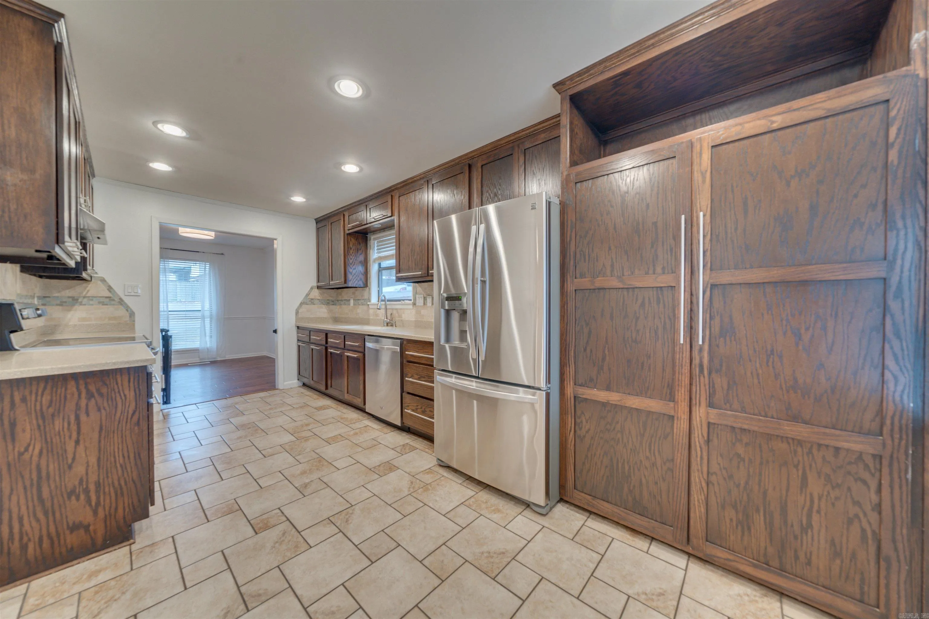Property at 705  Kierre - Image 10