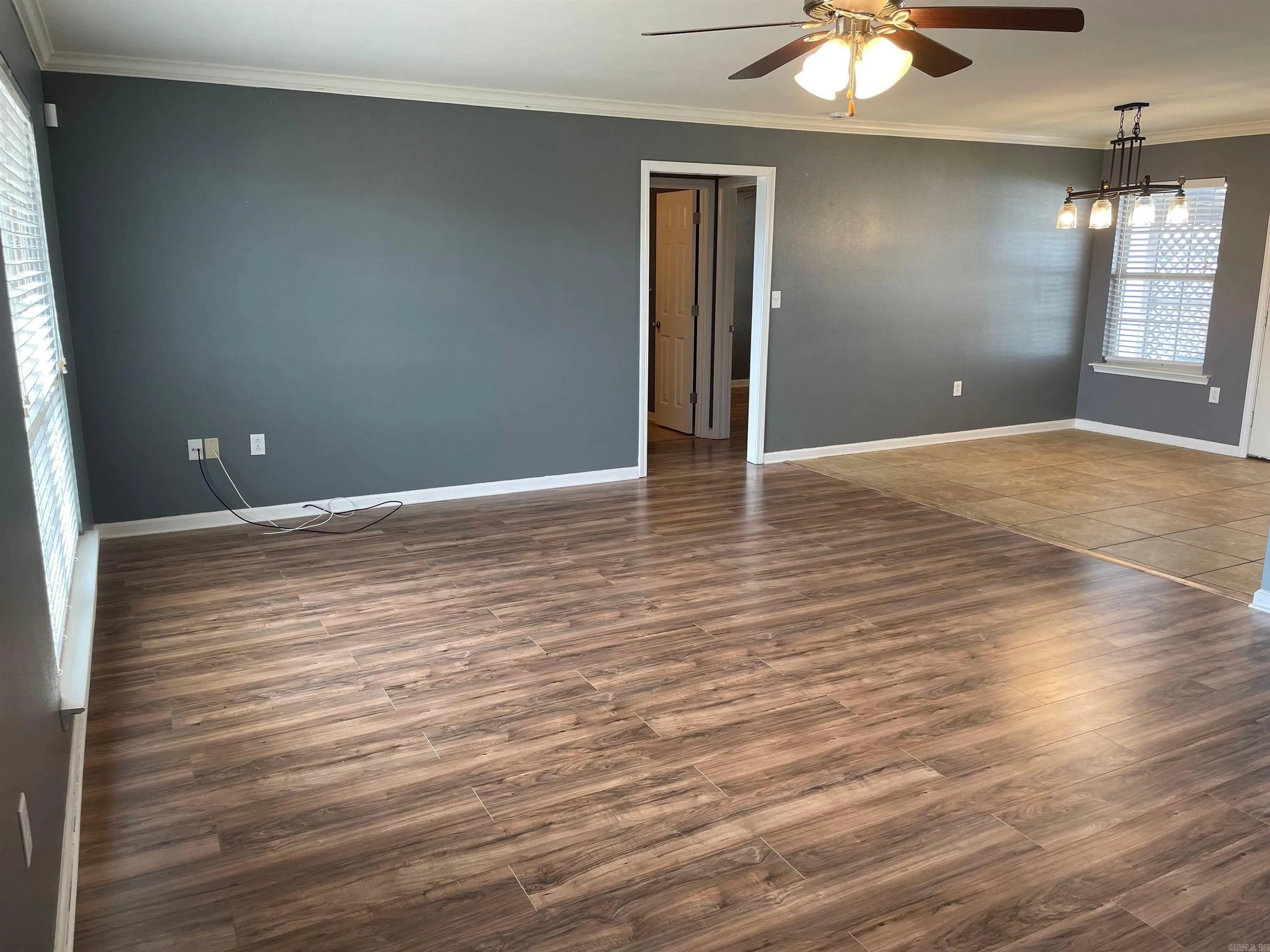 Property at 1208 S Fir - Image 3