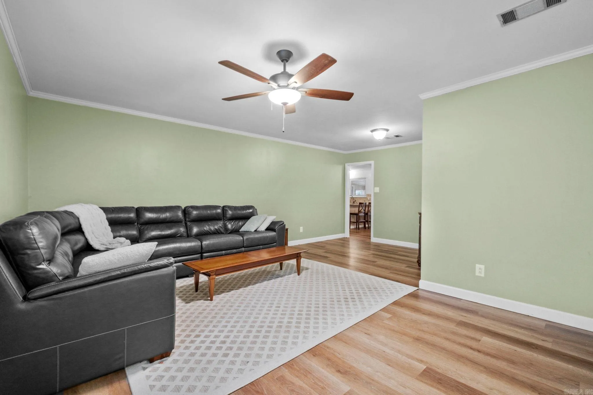 Property at 7  Ophelia - Image 4