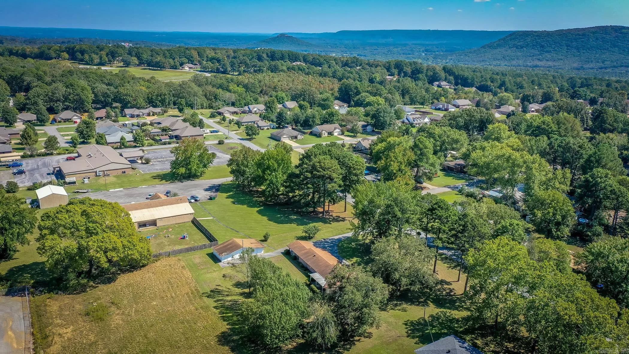 Property at 216  Trailwood - Image 25