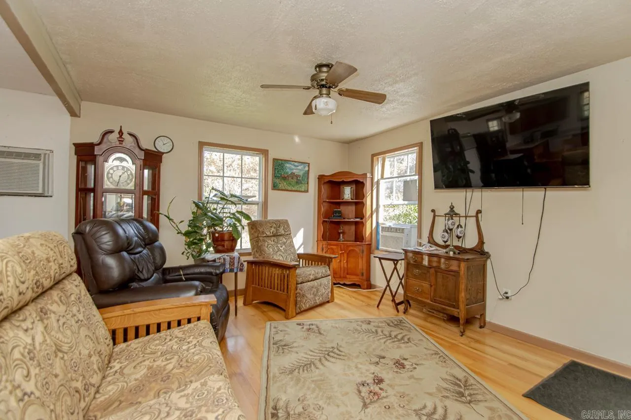 Property at 30706  Reece creek - Image 11