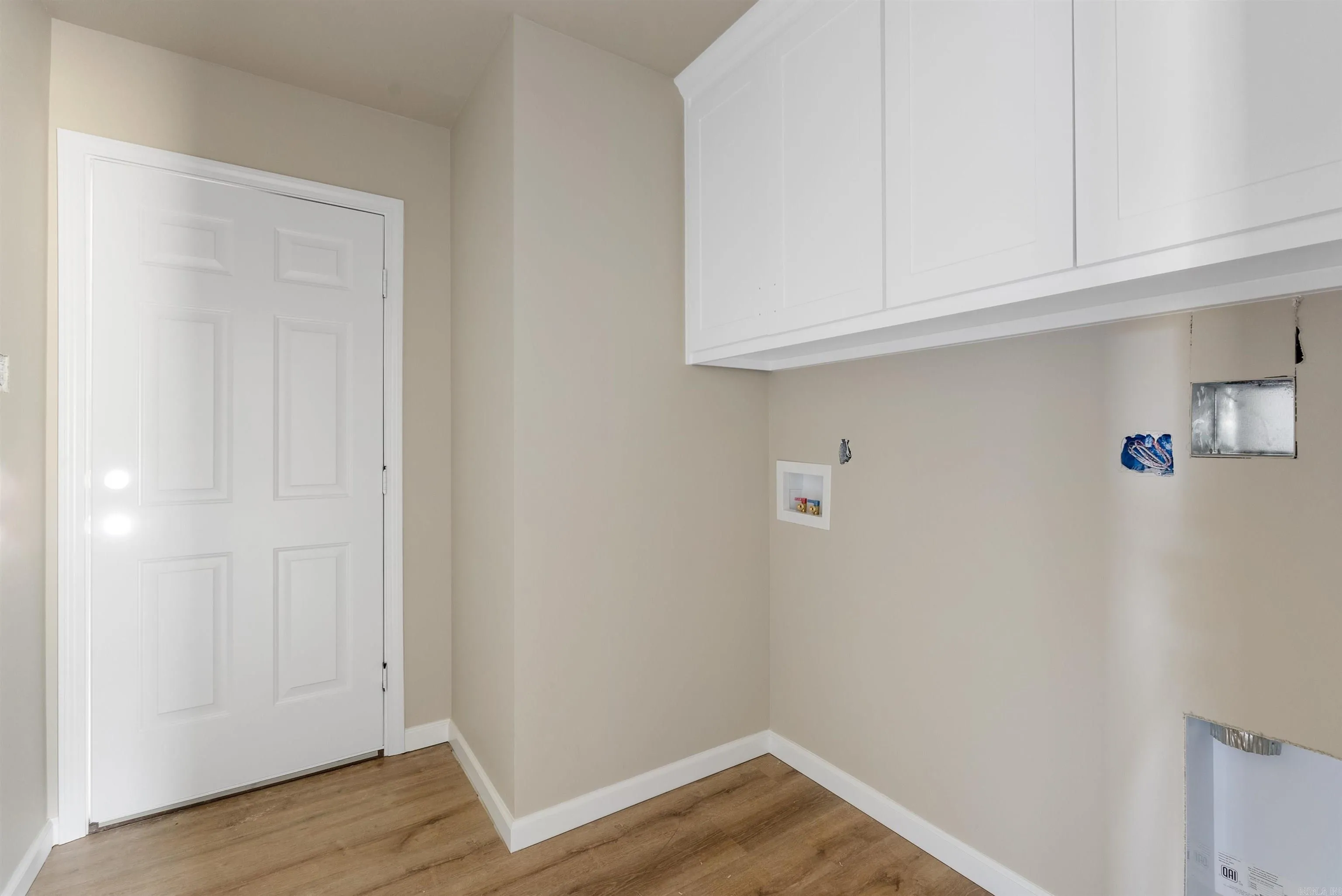 Property at 515 E Mississippi - Image 22