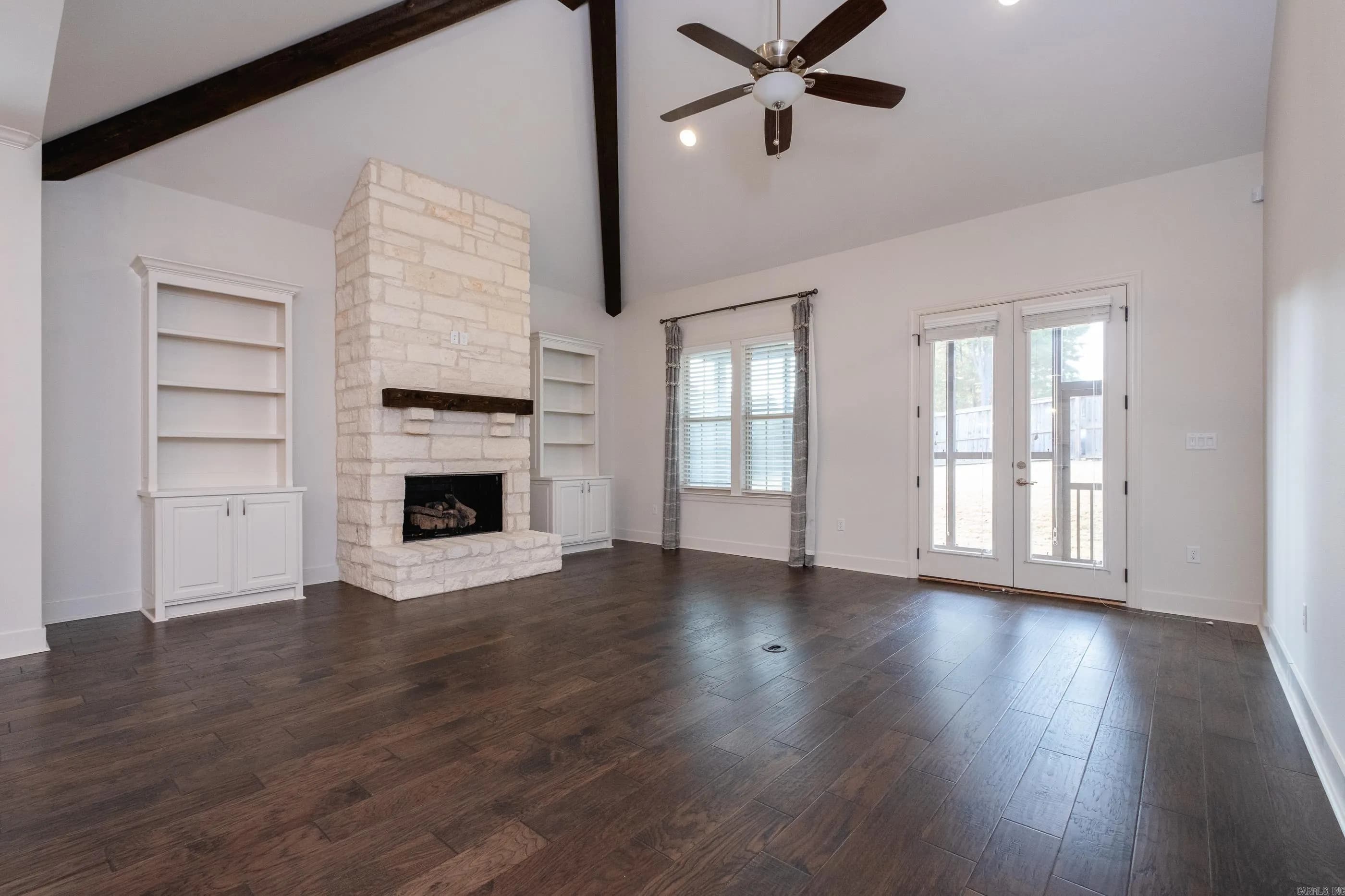 Property at 116  Bella rosa - Image 25