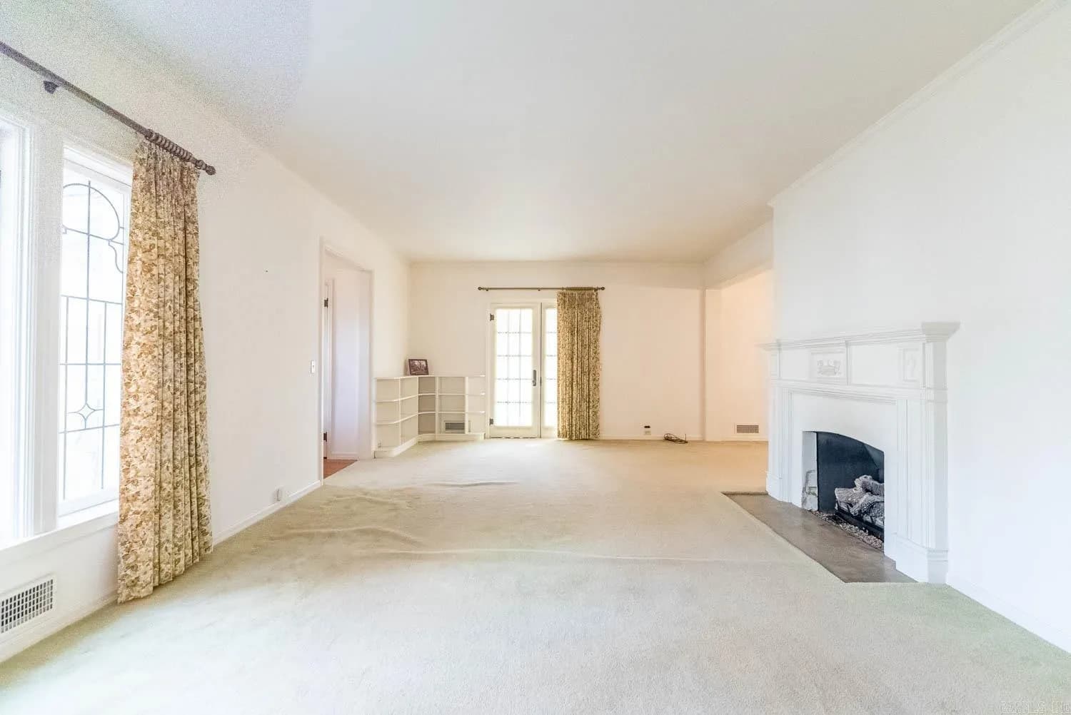 Property at 780  Main street - Image 9