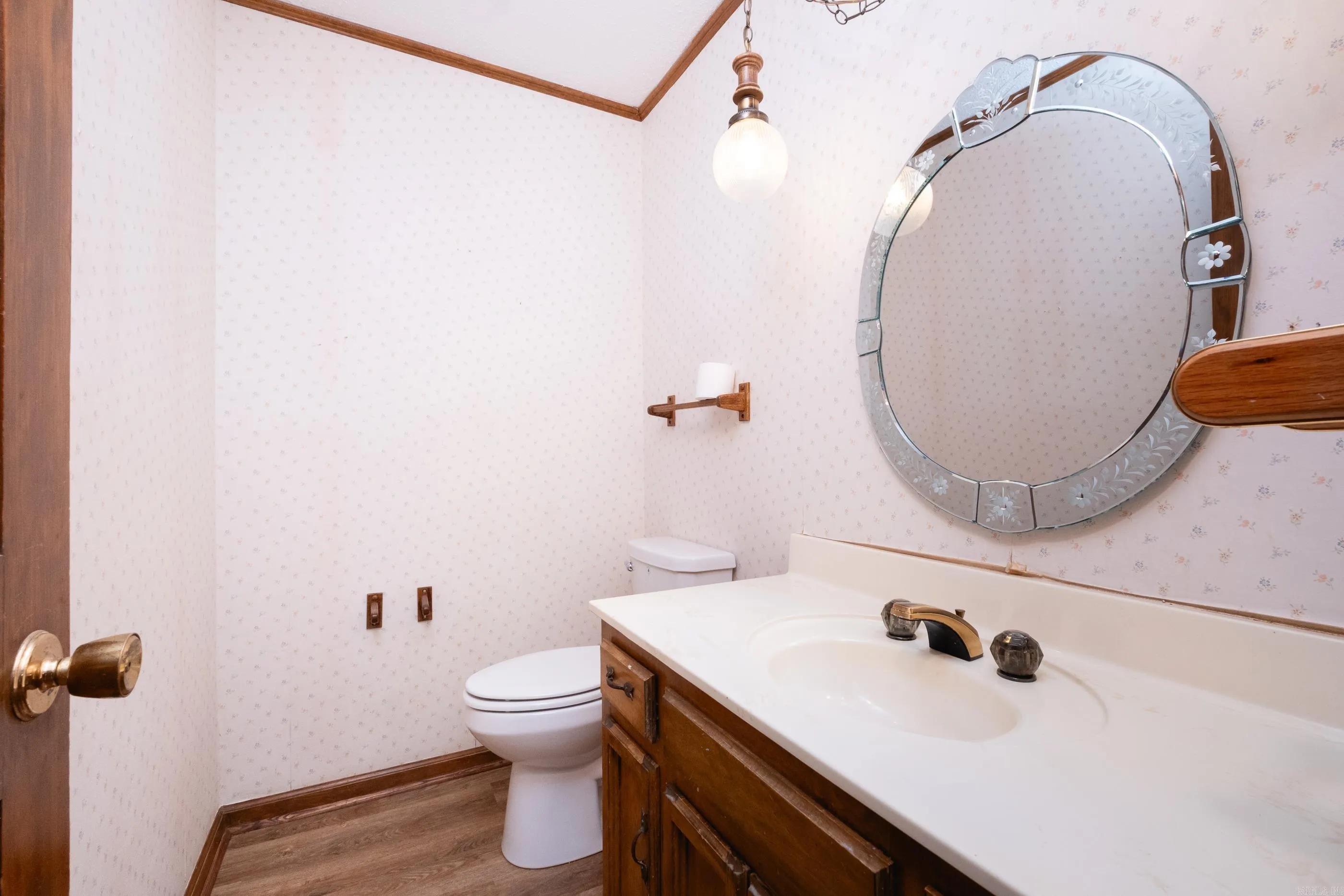Property at 1300  Kings mountain - Image 9