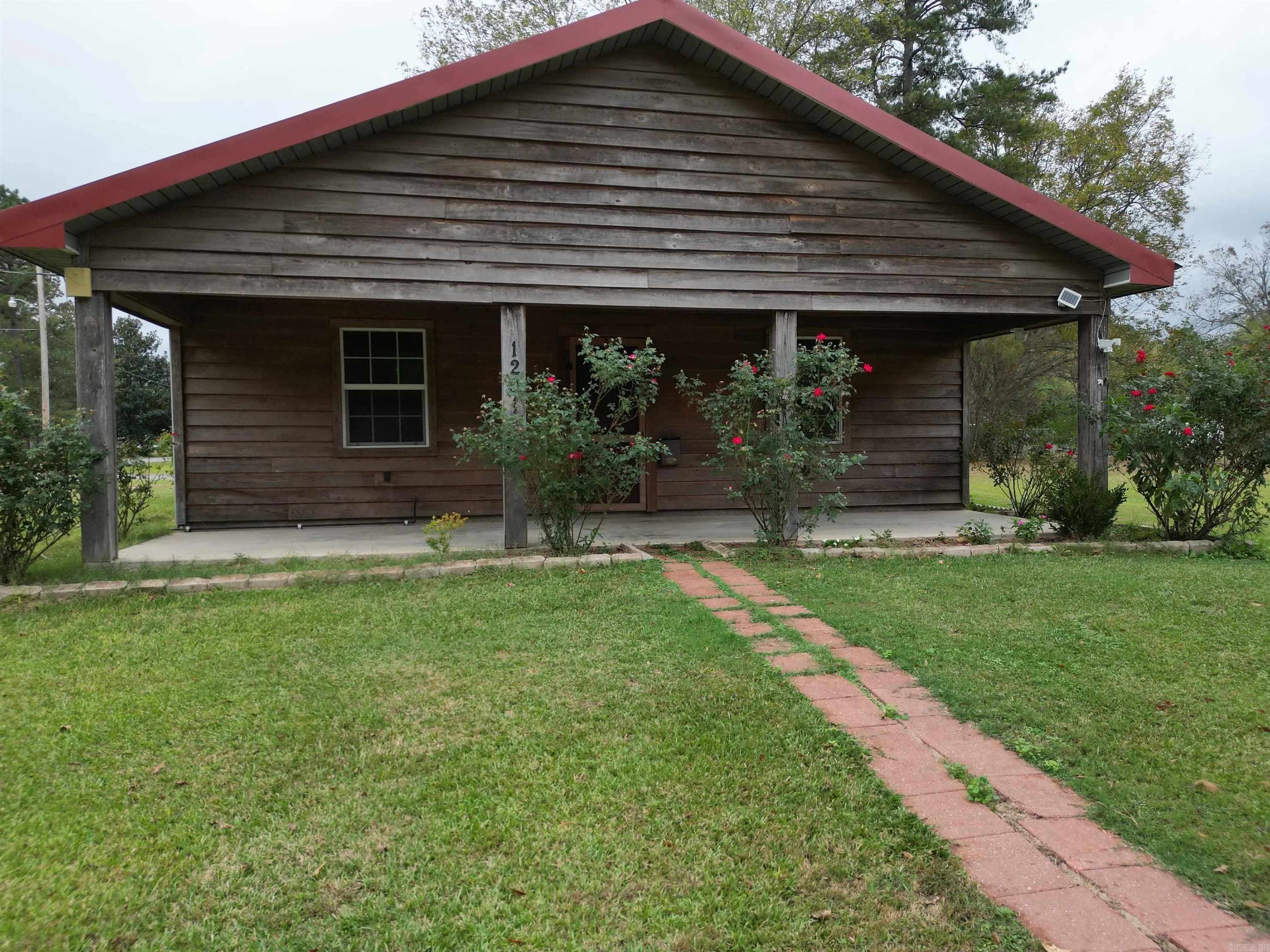 Property at 1201 N Cherry - Image 1