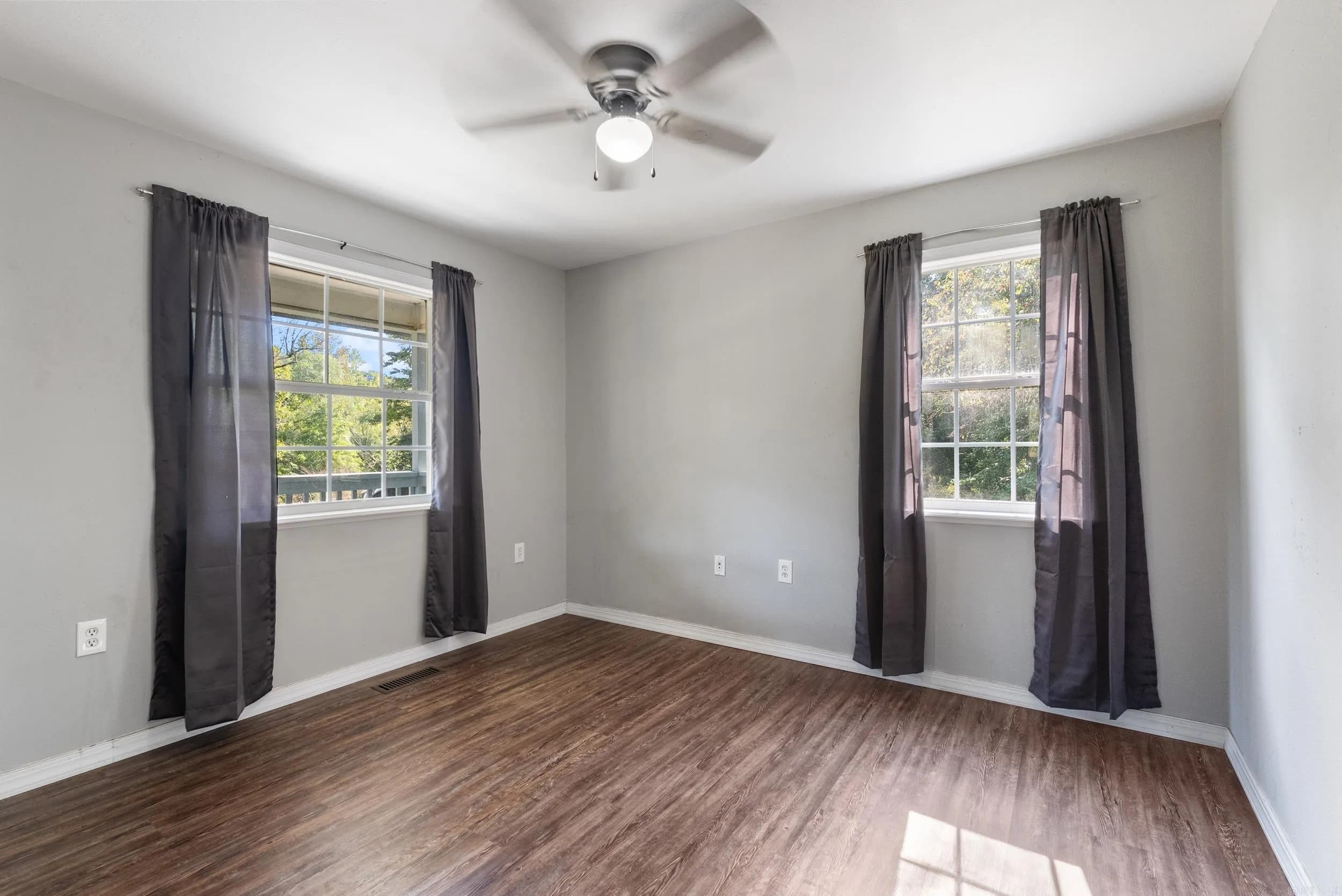 Property at 9  White oak rd - Image 23