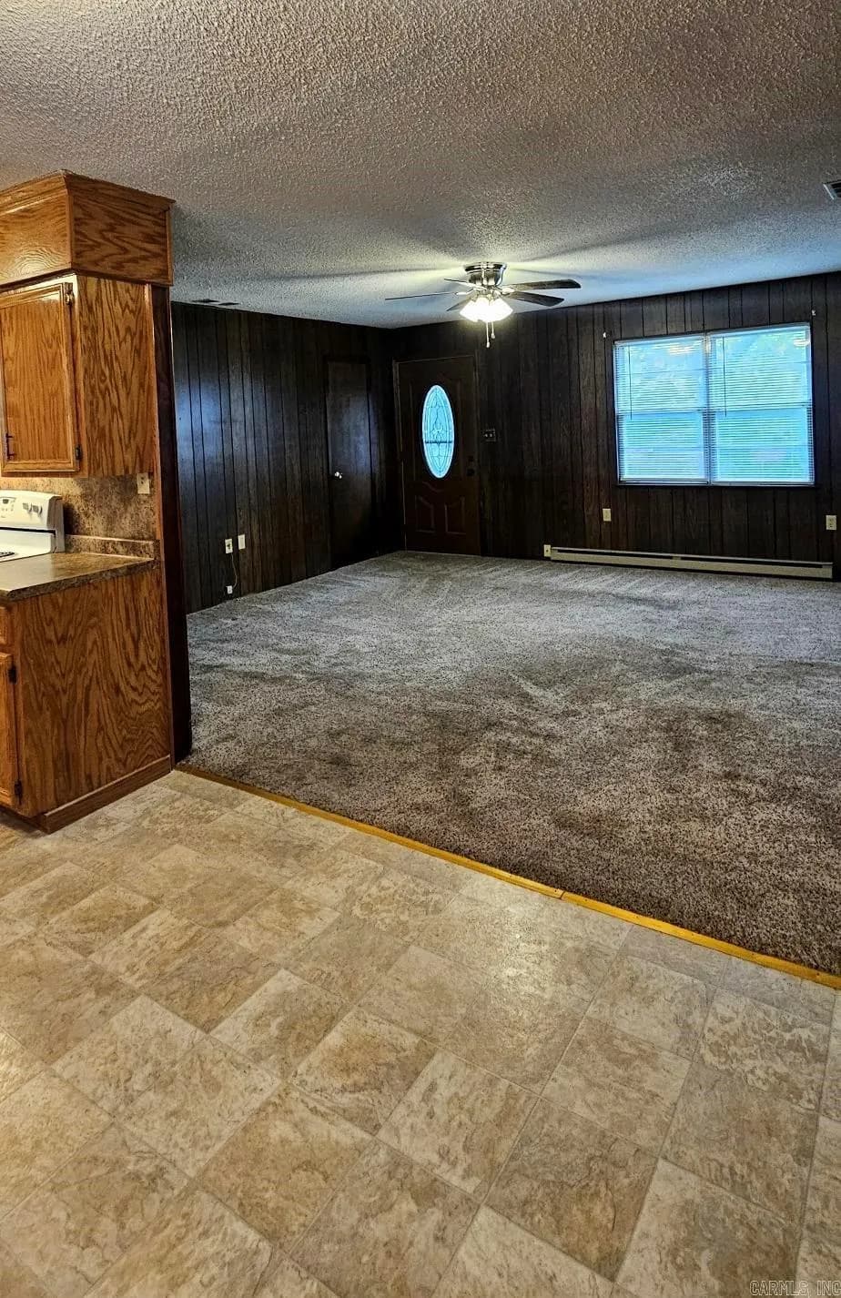Property at 203 NE 2nd st - Image 8