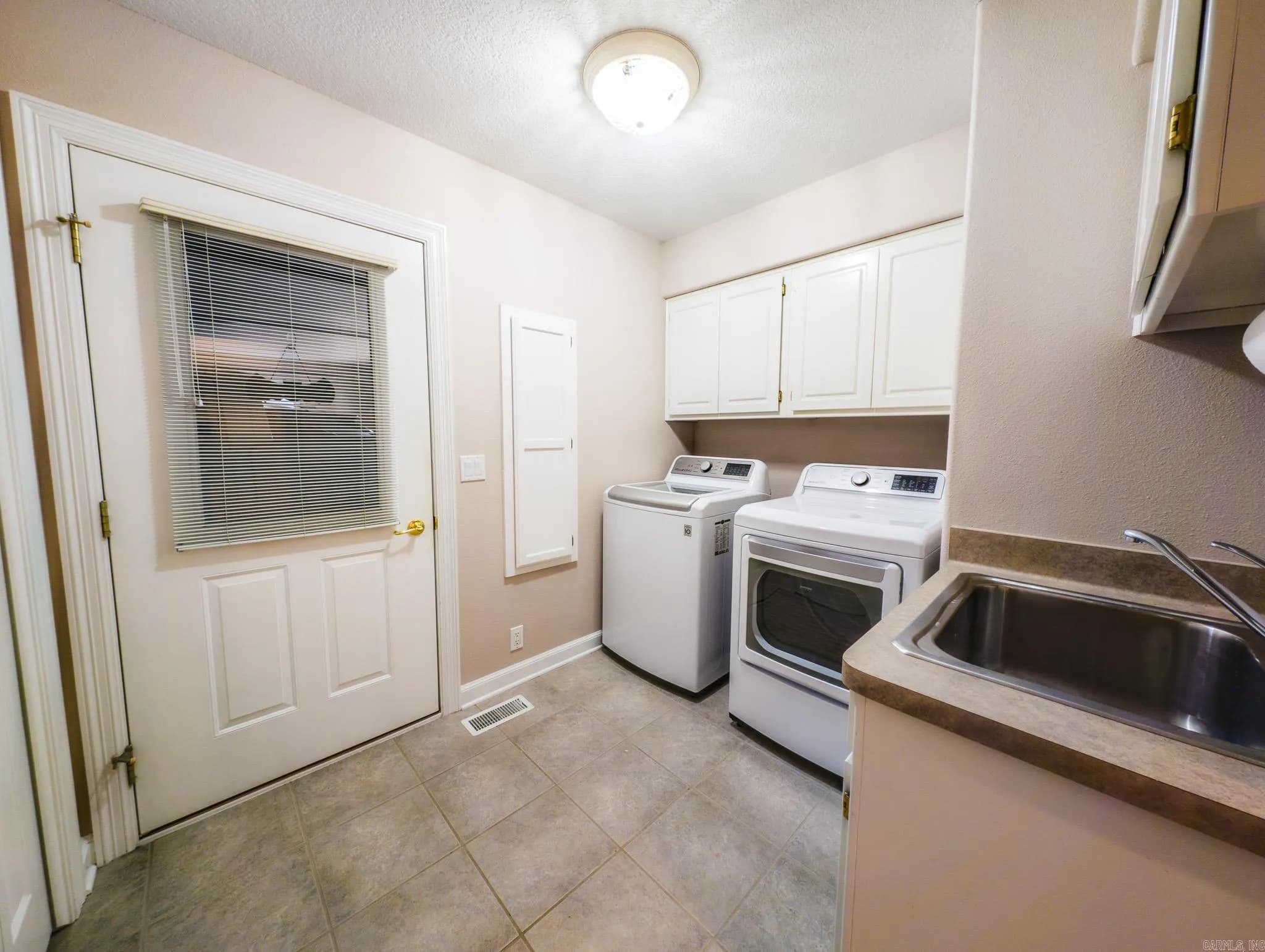 Property at 33  Pertusa drive - Image 78