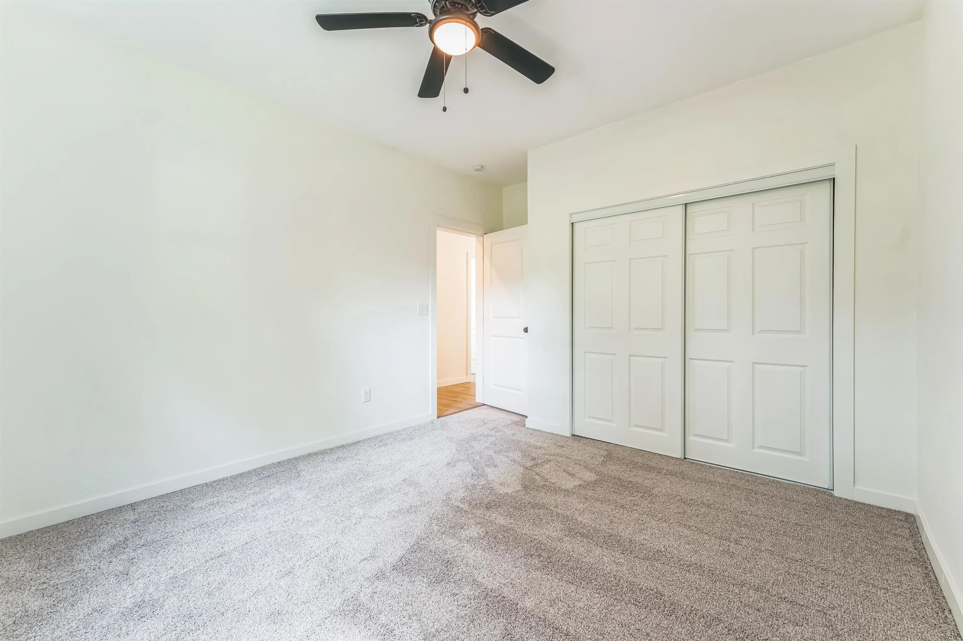 Property at 805  Gray - Image 40