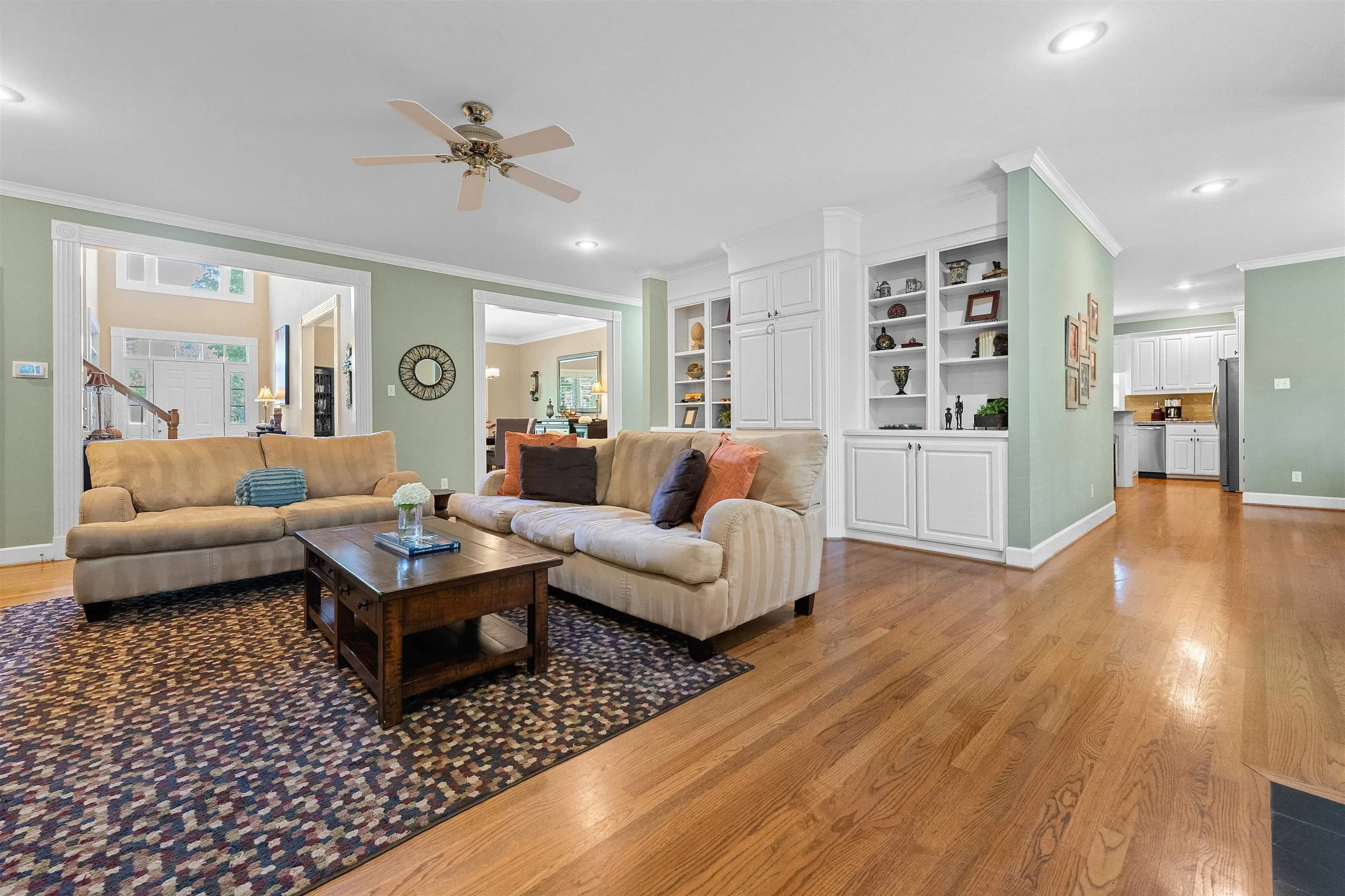 Property at 4314  Valley view - Image 6