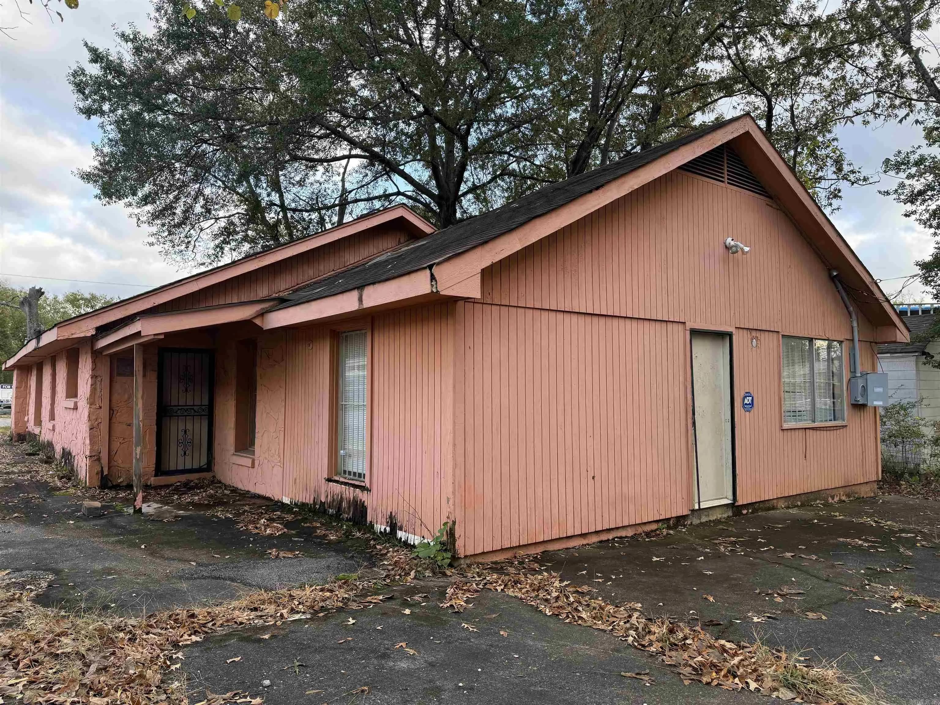 Property at 2123  Main - Image 5